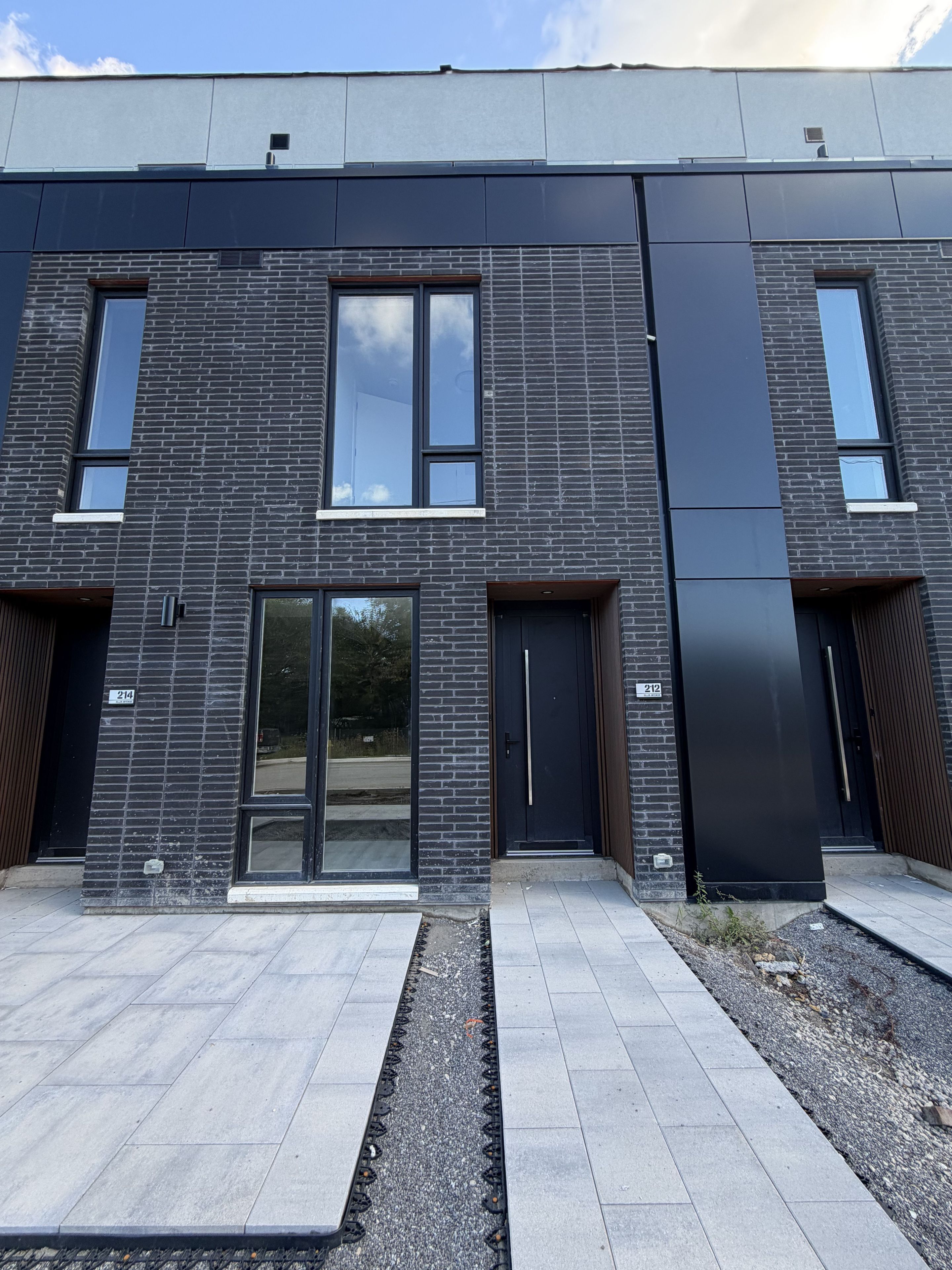212 Ellis Avenue, St. Catharines, On L2p 0h2