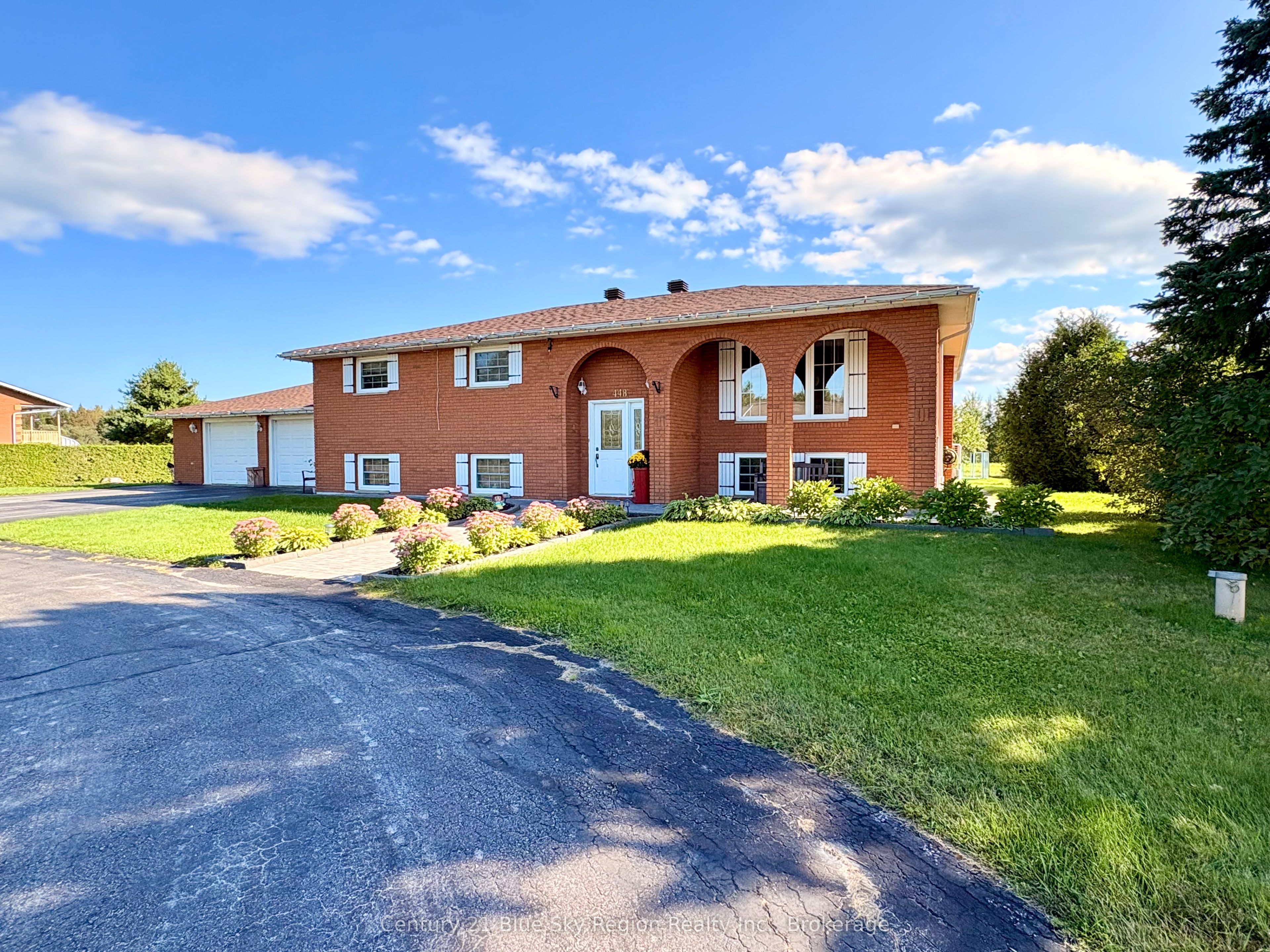 448 Salter Street, West Nipissing, On P2b 2t4