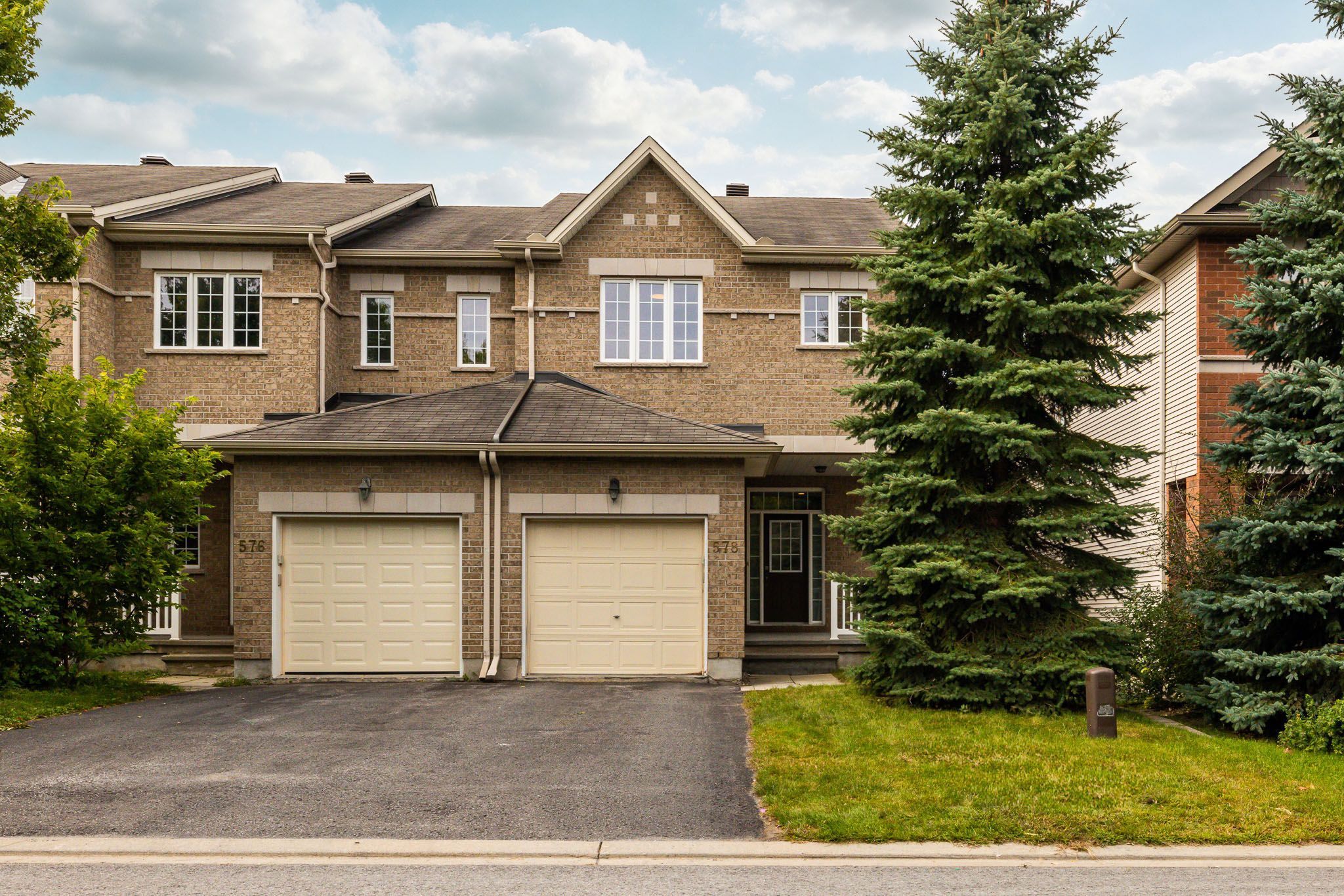 578 Remnor Avenue, Kanata, On K2t 0a5