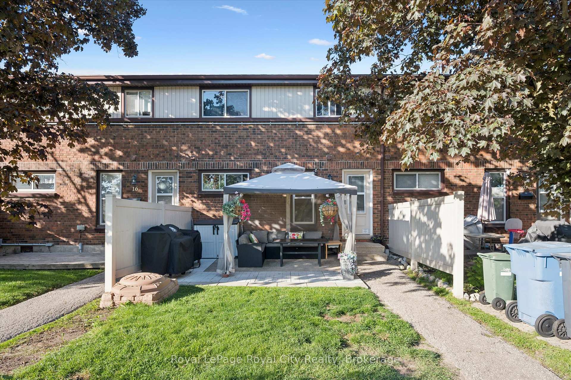 80 Burns Drive 18, Guelph, On N1h 6v9