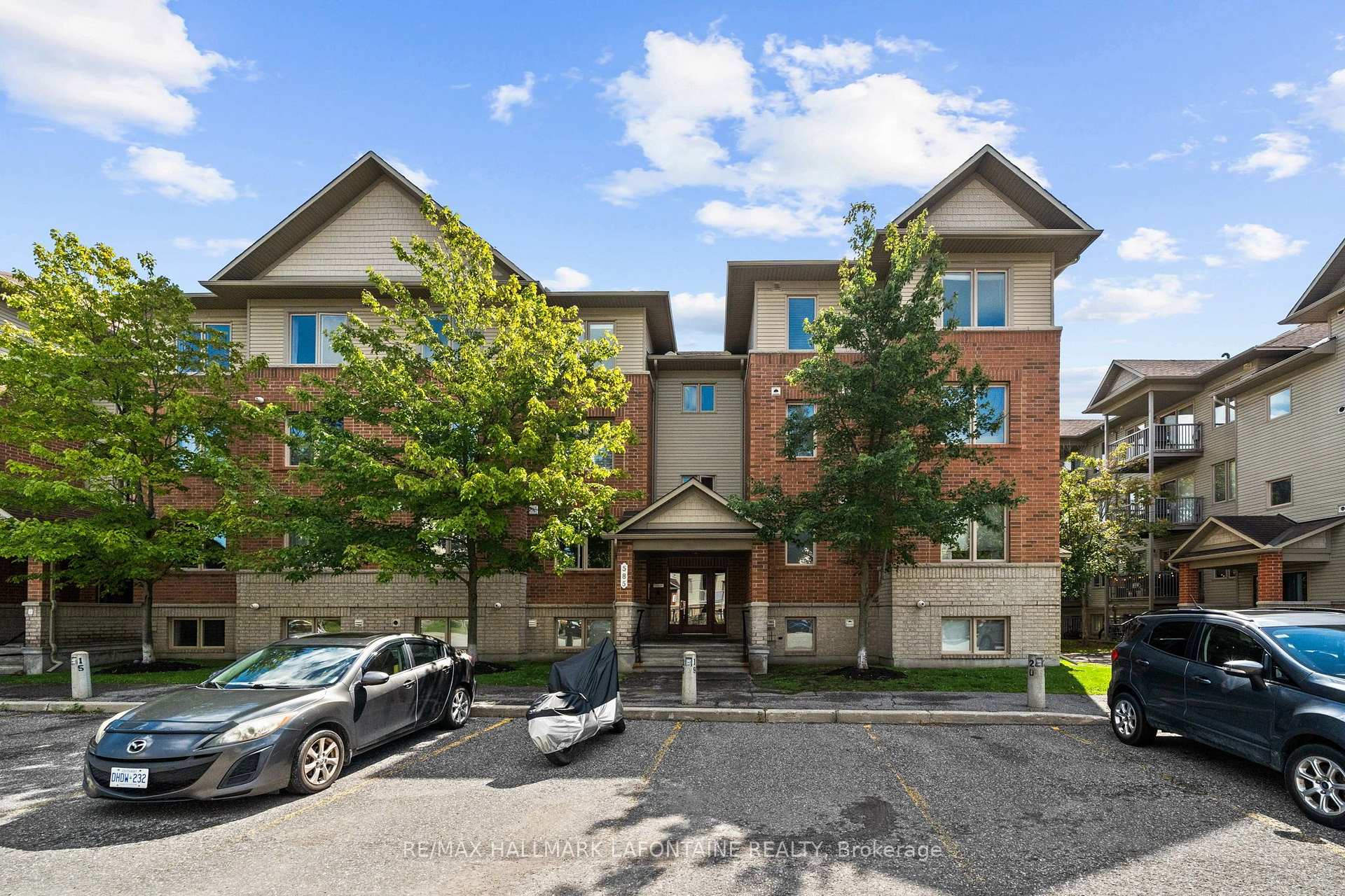 585 Stonefield Private 7, Barrhaven, On K2g 4r4