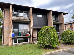 106 Lansdowne Street 203, Peterborough, On K9j 1y1