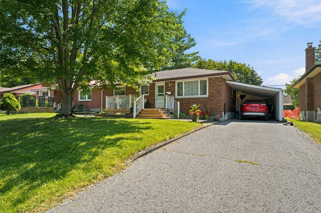 210 Union Street, Greater Napanee, On K7r 2w6