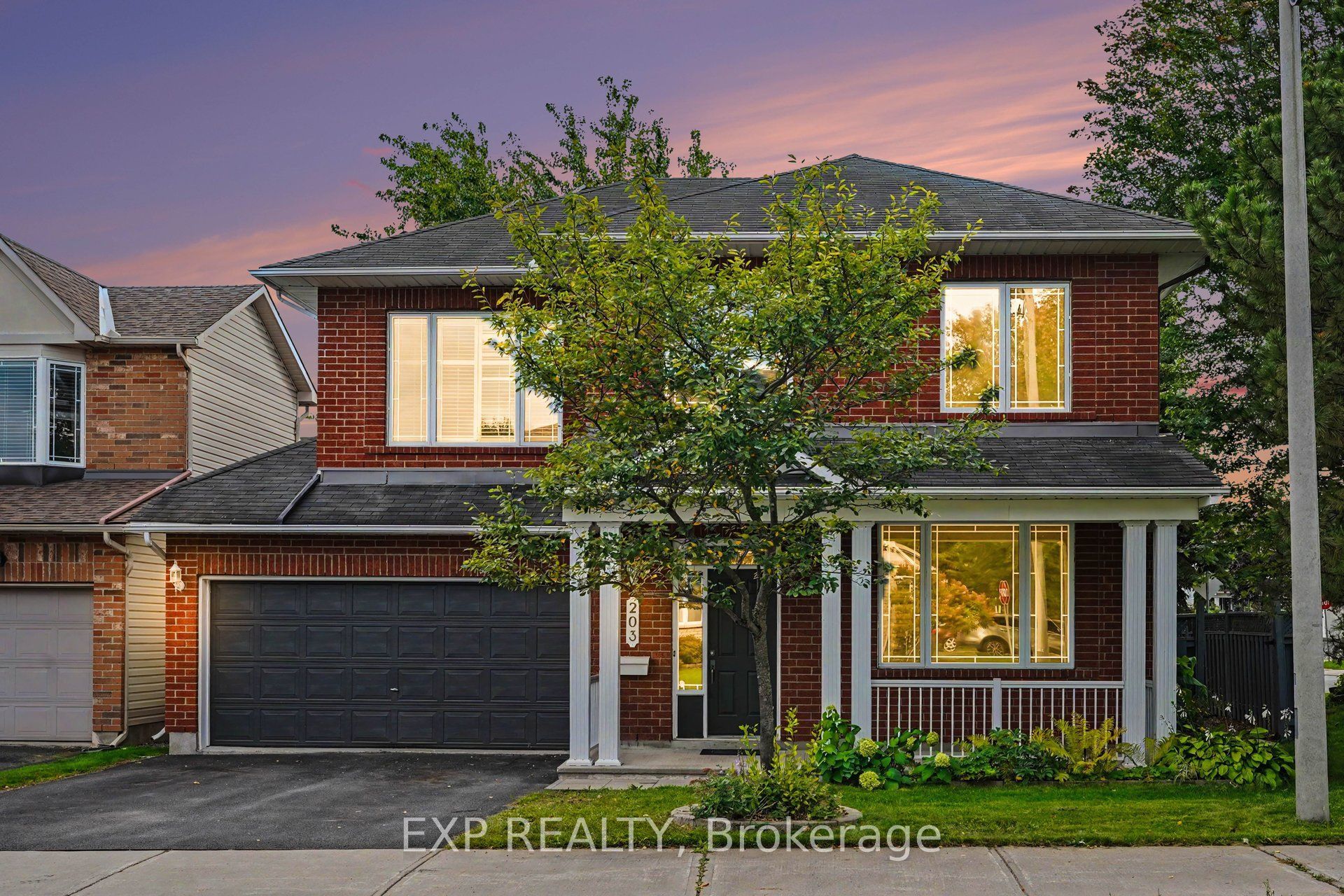 203 Harbour View Street, Barrhaven, On K2g 7b2