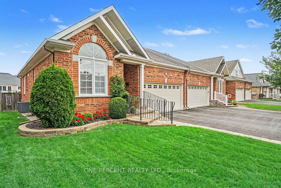 214 Cairnsmore Circle, Barrhaven, On K2j 0g4