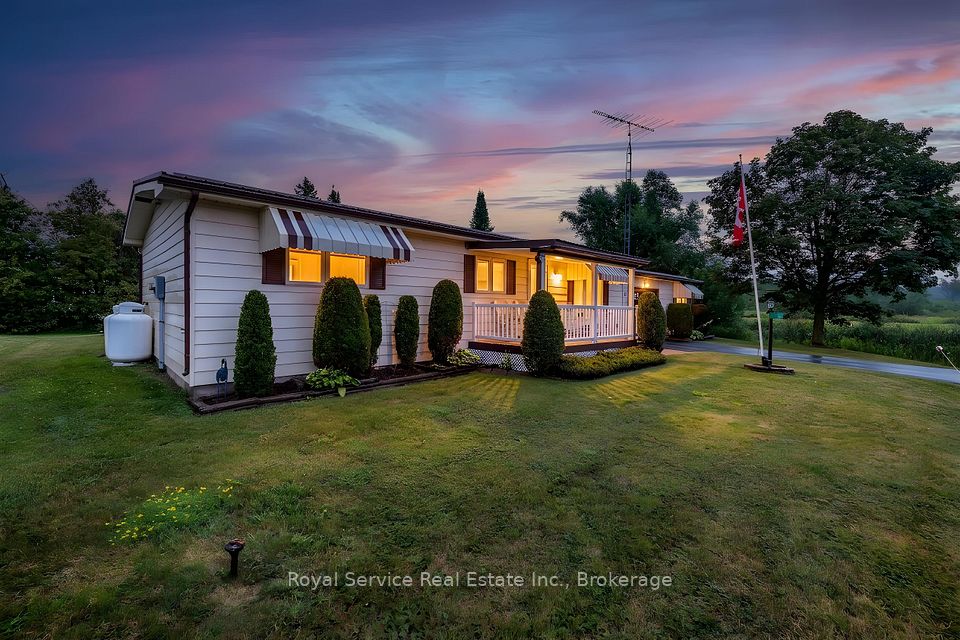 16 Vista Drive, Kawartha Lakes, On K9v 0h7