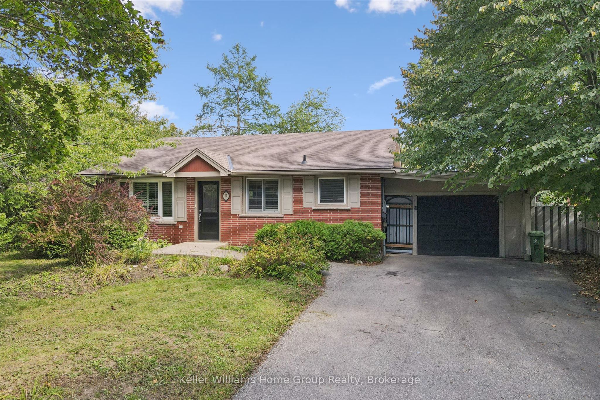 10 Picadilly Place, Guelph, On N1g 2p9