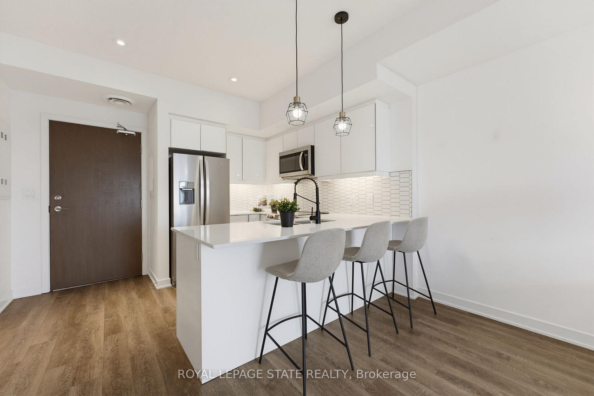 16 Markle Crescent 513, Hamilton, On L9g 0h4