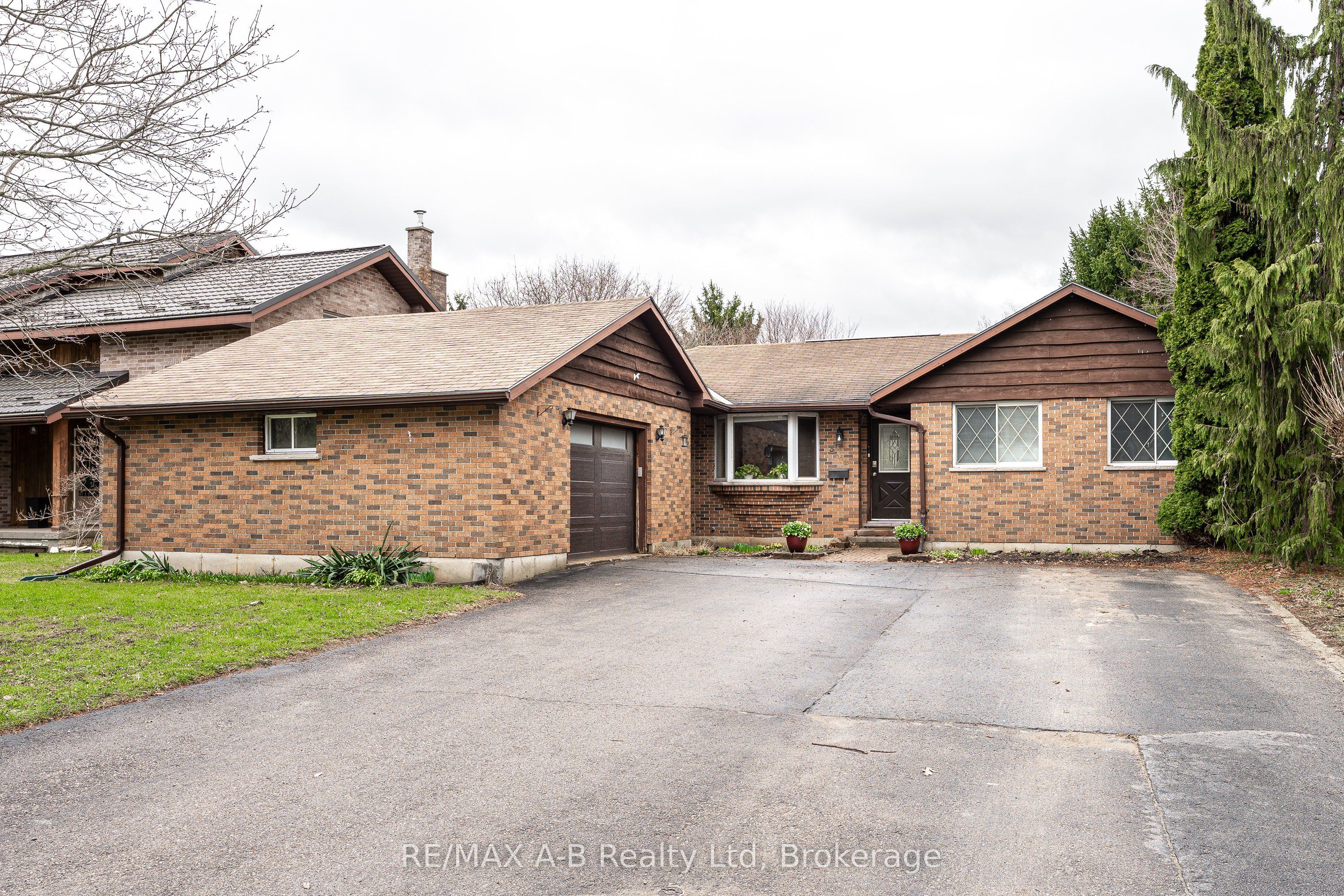 332 Widder Street E, St. Marys, On N4x 1a6