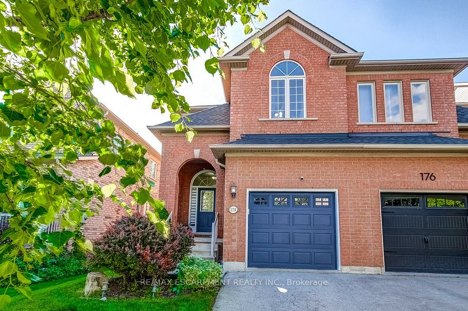 178 Chudleigh Street, Hamilton, On L8b 0j9