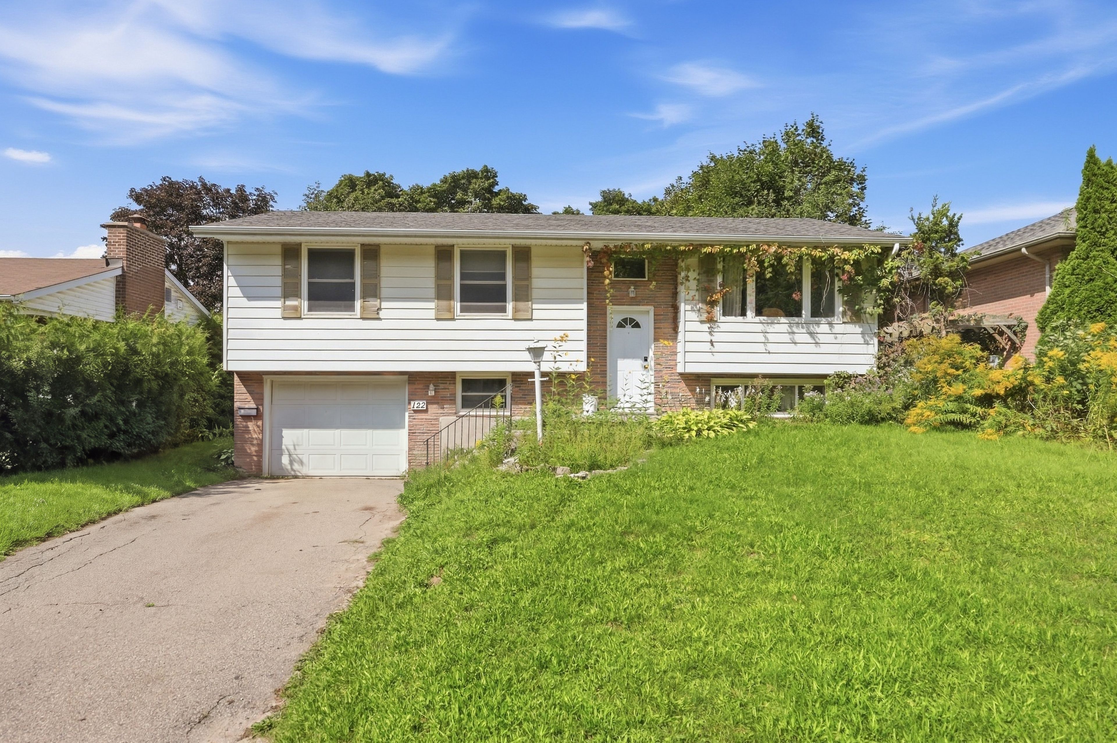 122 Greenbrier Drive, Waterloo, On N2l 4b5