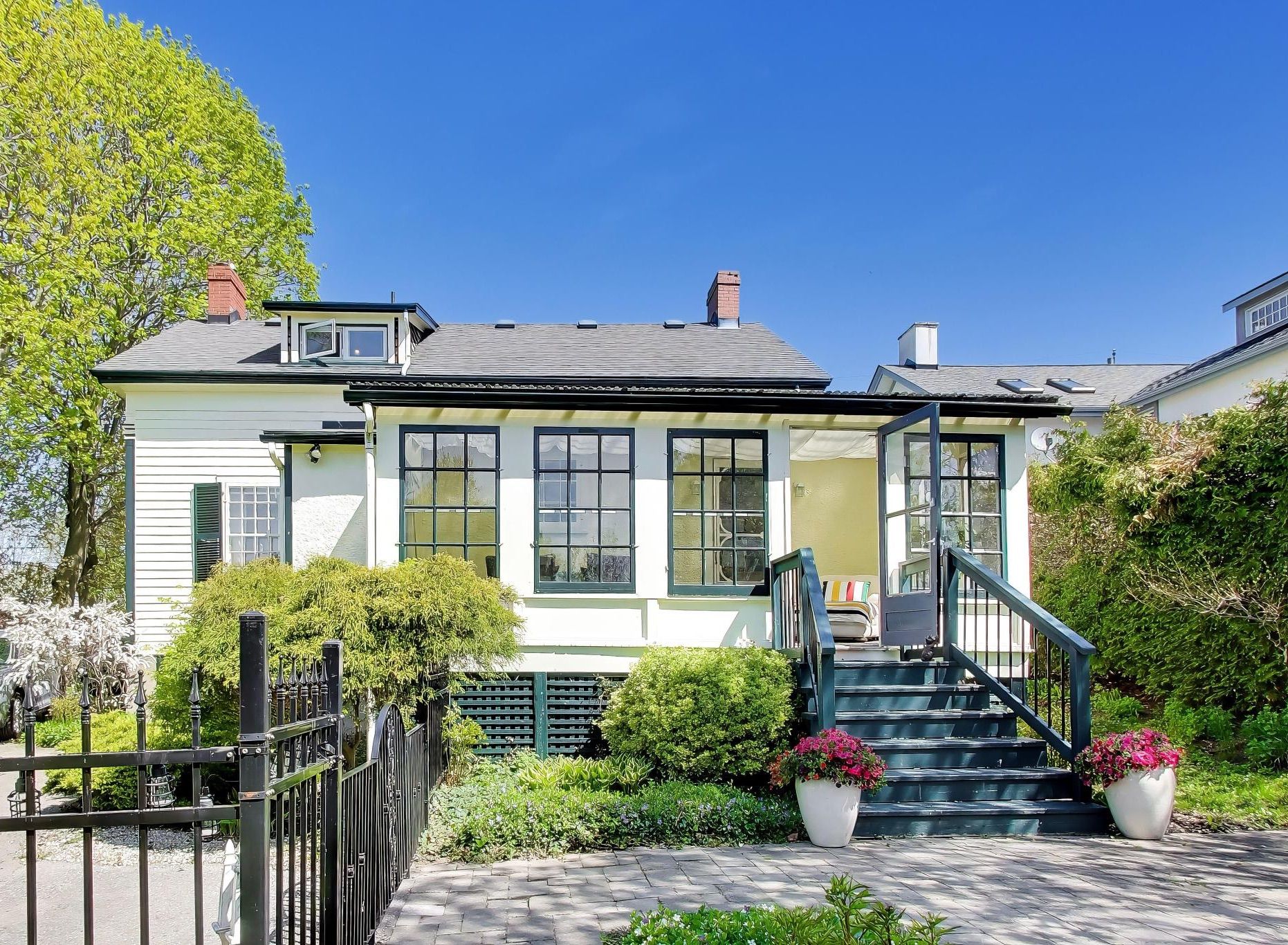 309 King Street W, Cobourg, On K9a 2n4