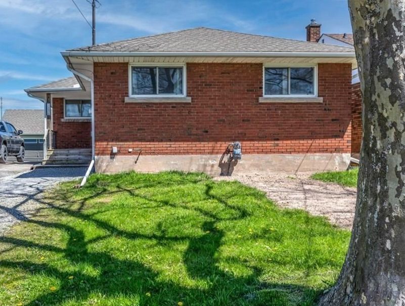 7156 Warden Avenue, Niagara Falls, On L2g 5p8