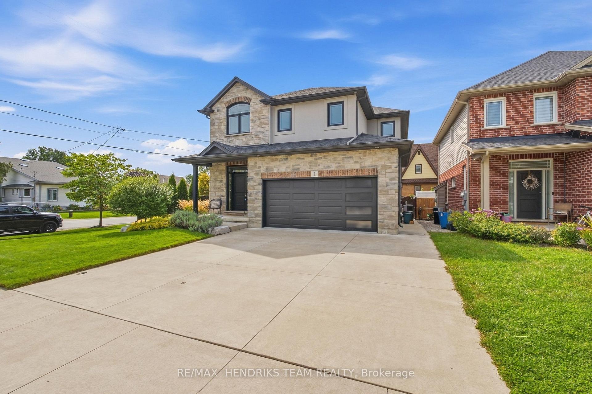 1 Olde School Court, St. Catharines, On L2n 0b1