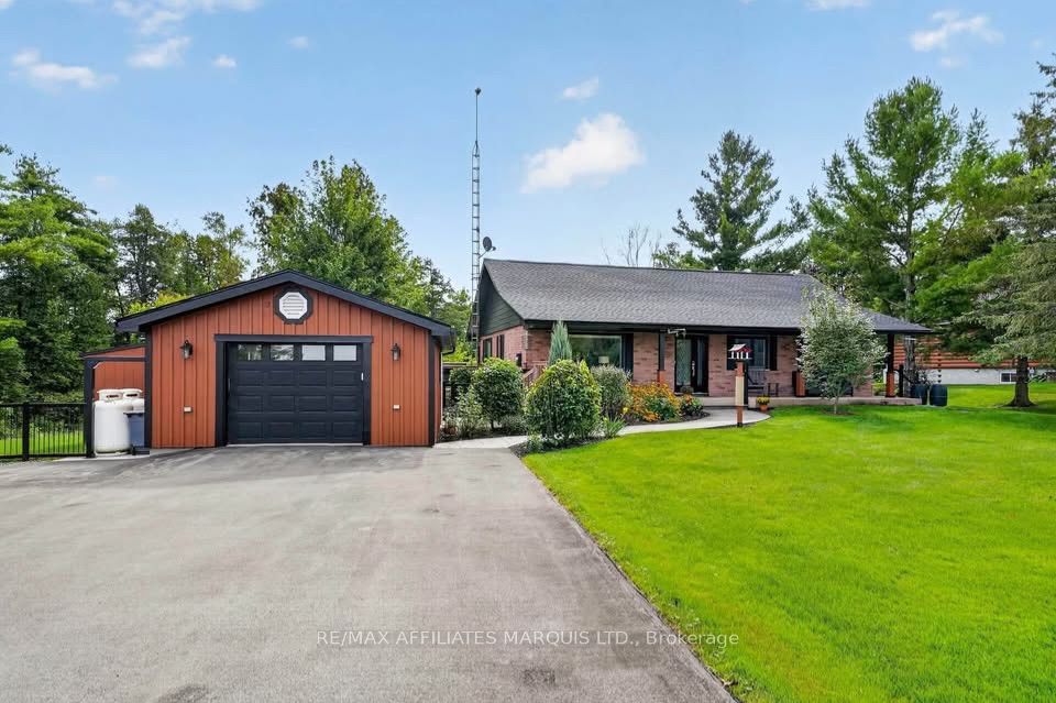 17576 Island Road, South Stormont, On K0c 1s0