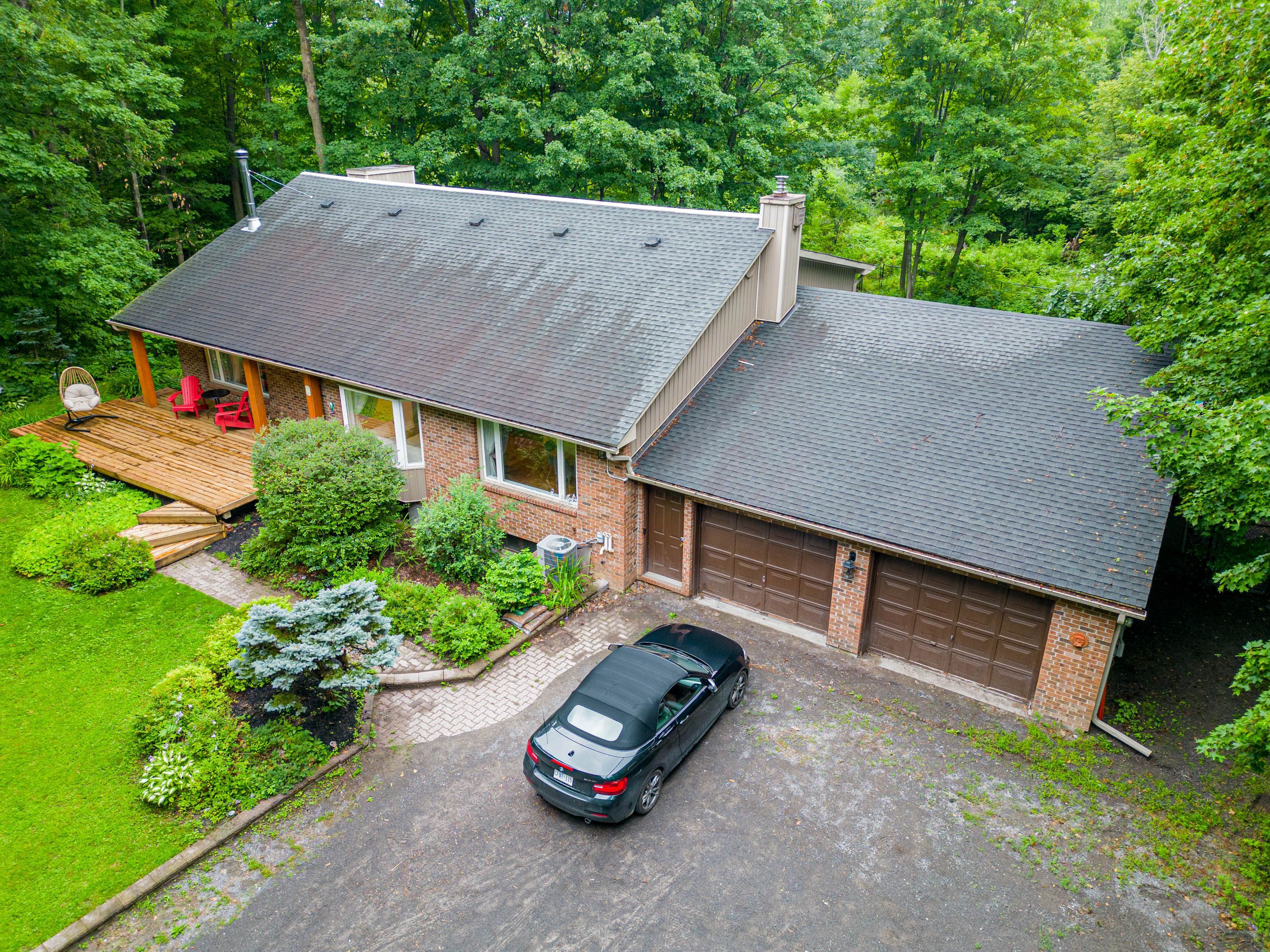 1437 Huntmar Drive, Carp - Huntley Ward, On K0a 1l0