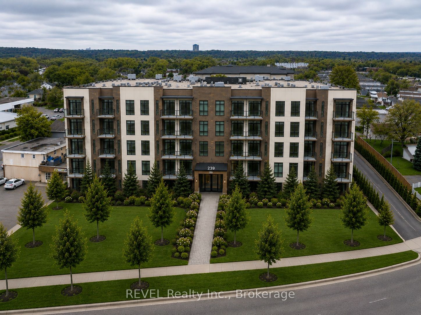239 St. Paul Street W, St. Catharines, On L2s 2e4