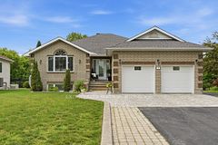16 Richelieu Street, Russell, On K0a 1w0