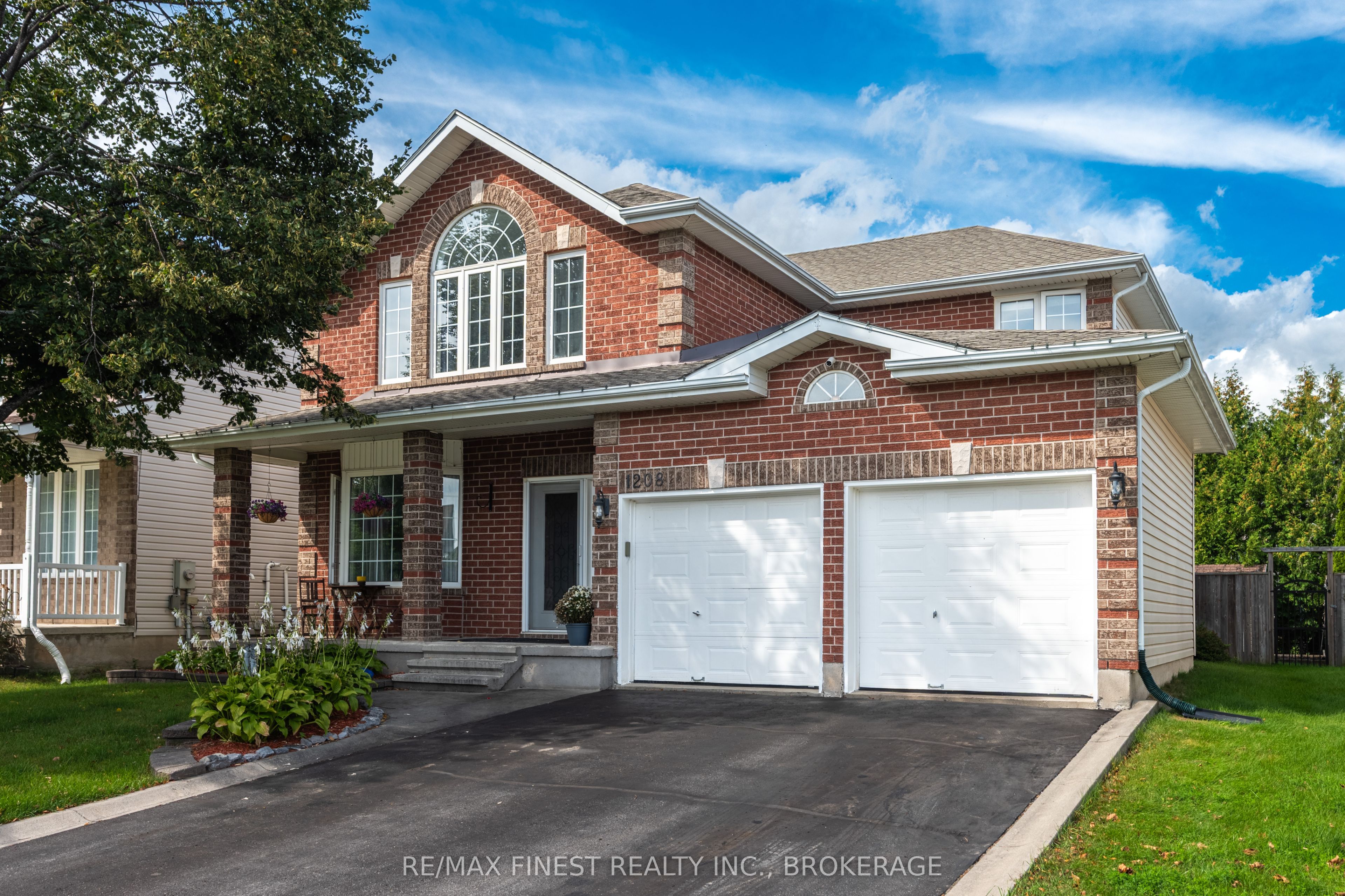1208 Greenwood Park Drive, Kingston, On K7k 7k3