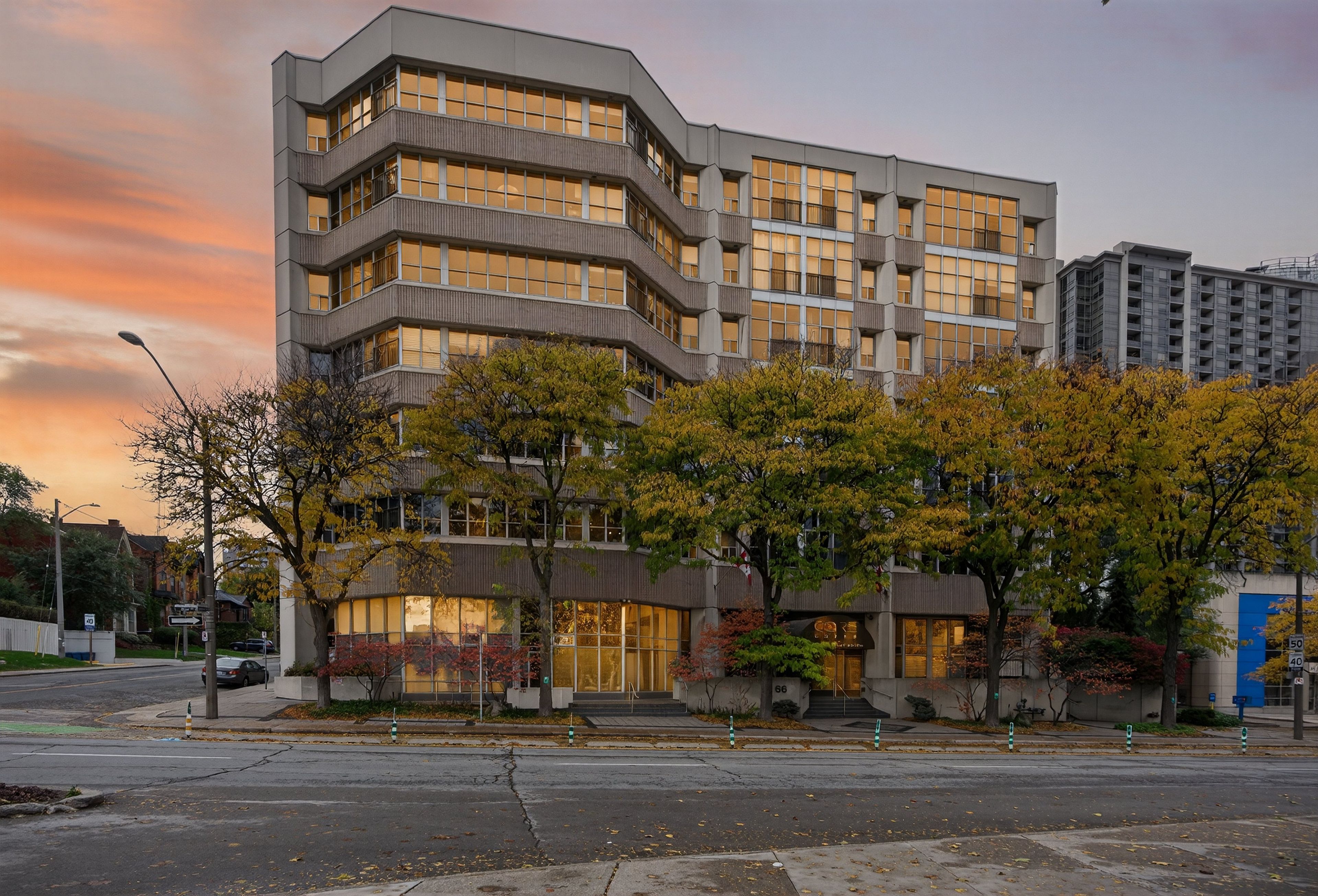 66 Bay Street S Ph10, Hamilton, On L8p 4z6