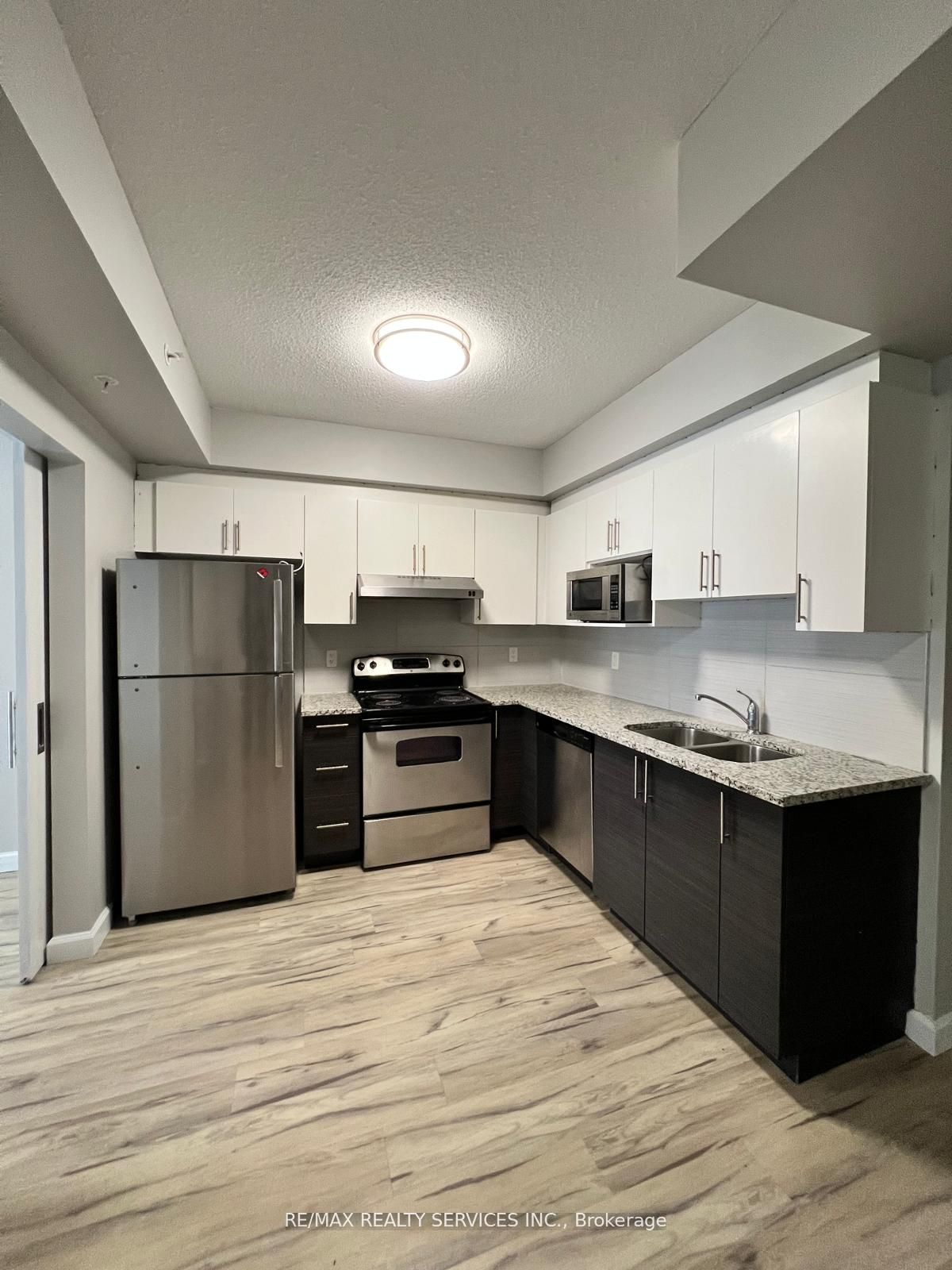 258a Sunview Street 1617, Waterloo, On N2l 0h6