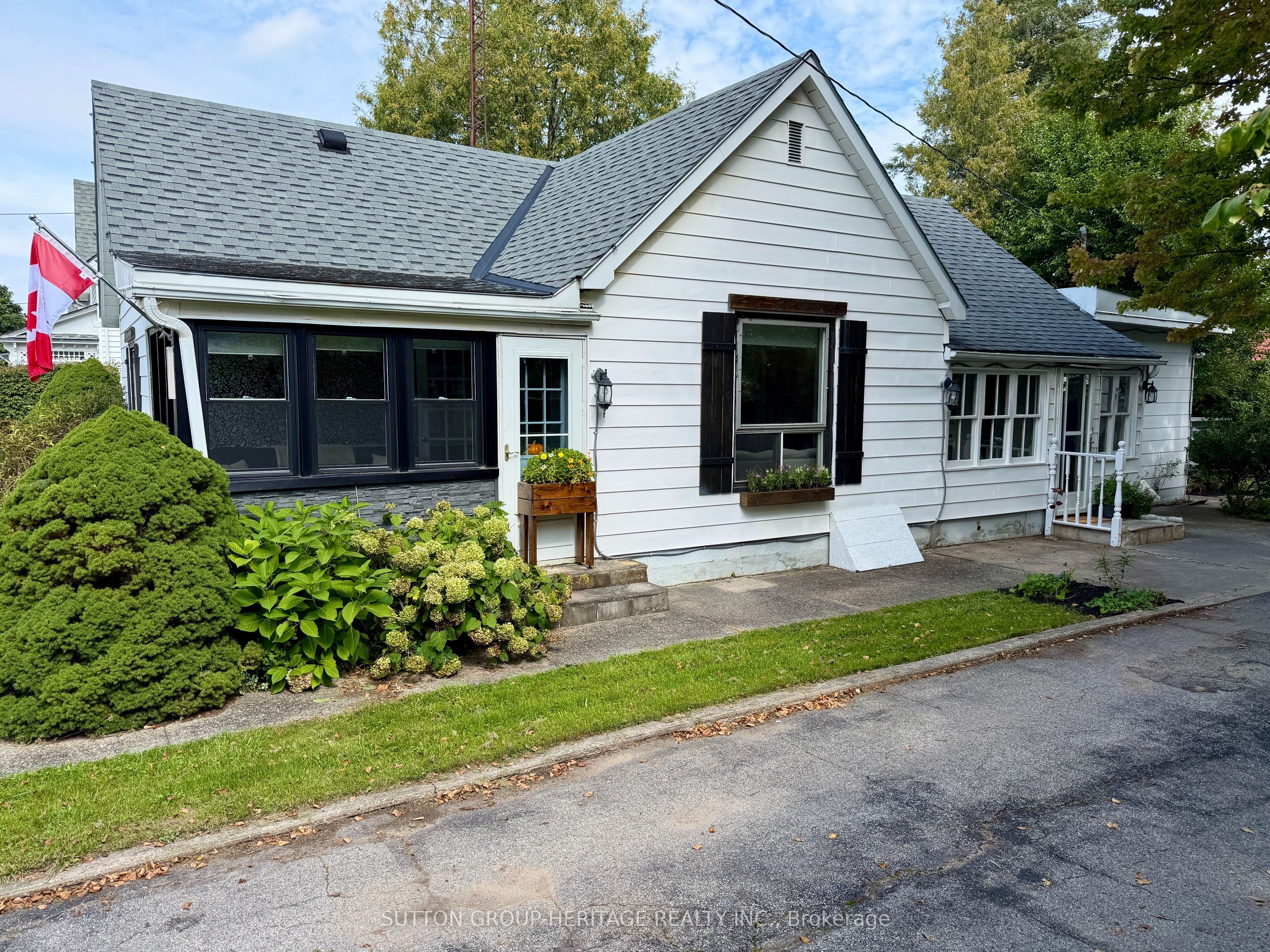 355 Gilbert Avenue, Norfolk, On N4b 2l4