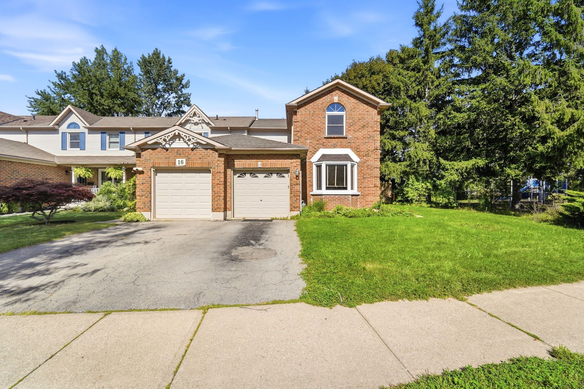 14 Hedge Lawn Drive, Grimsby, On L3m 5g9