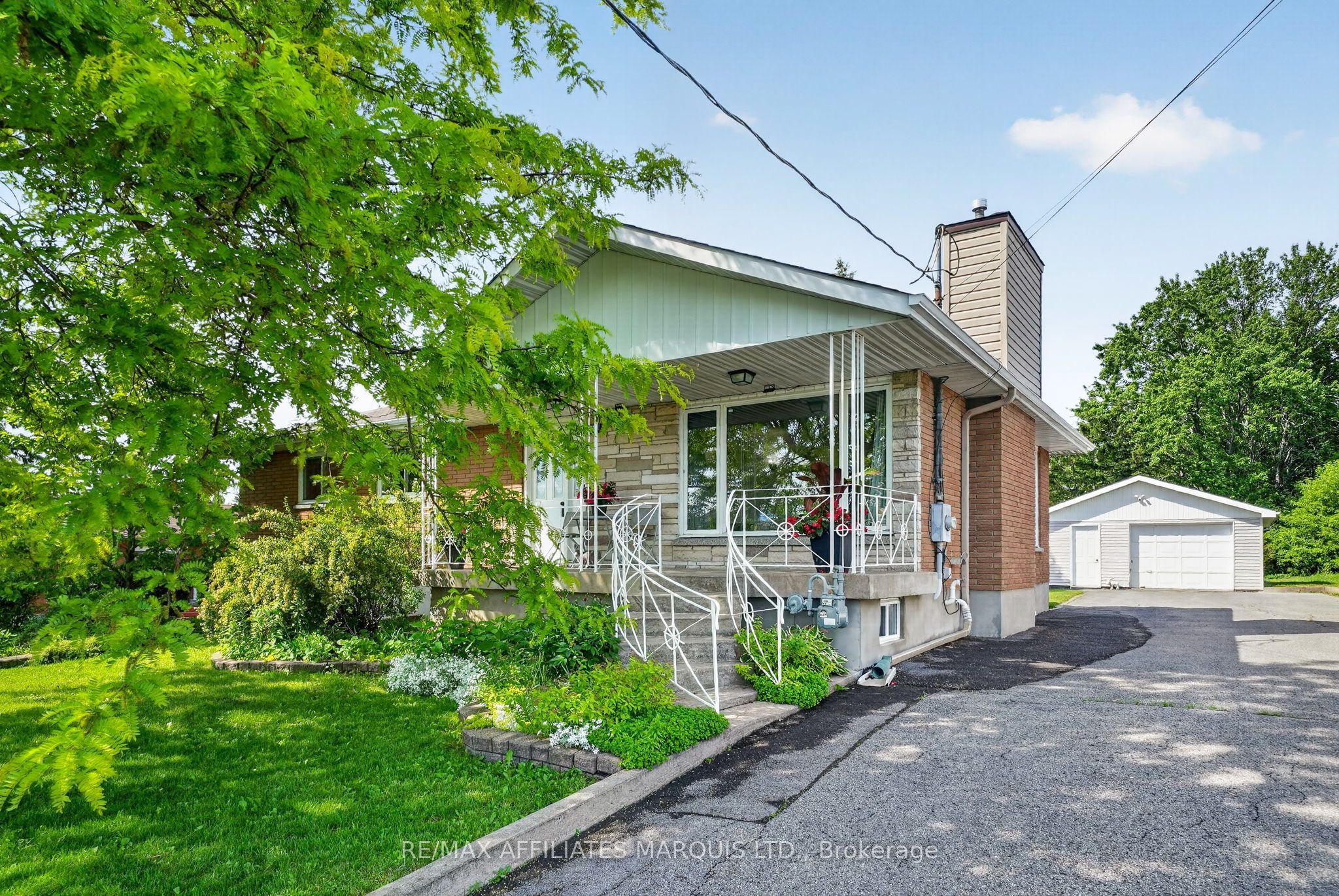 2706 Ross Avenue, Cornwall, On K6k 1e5