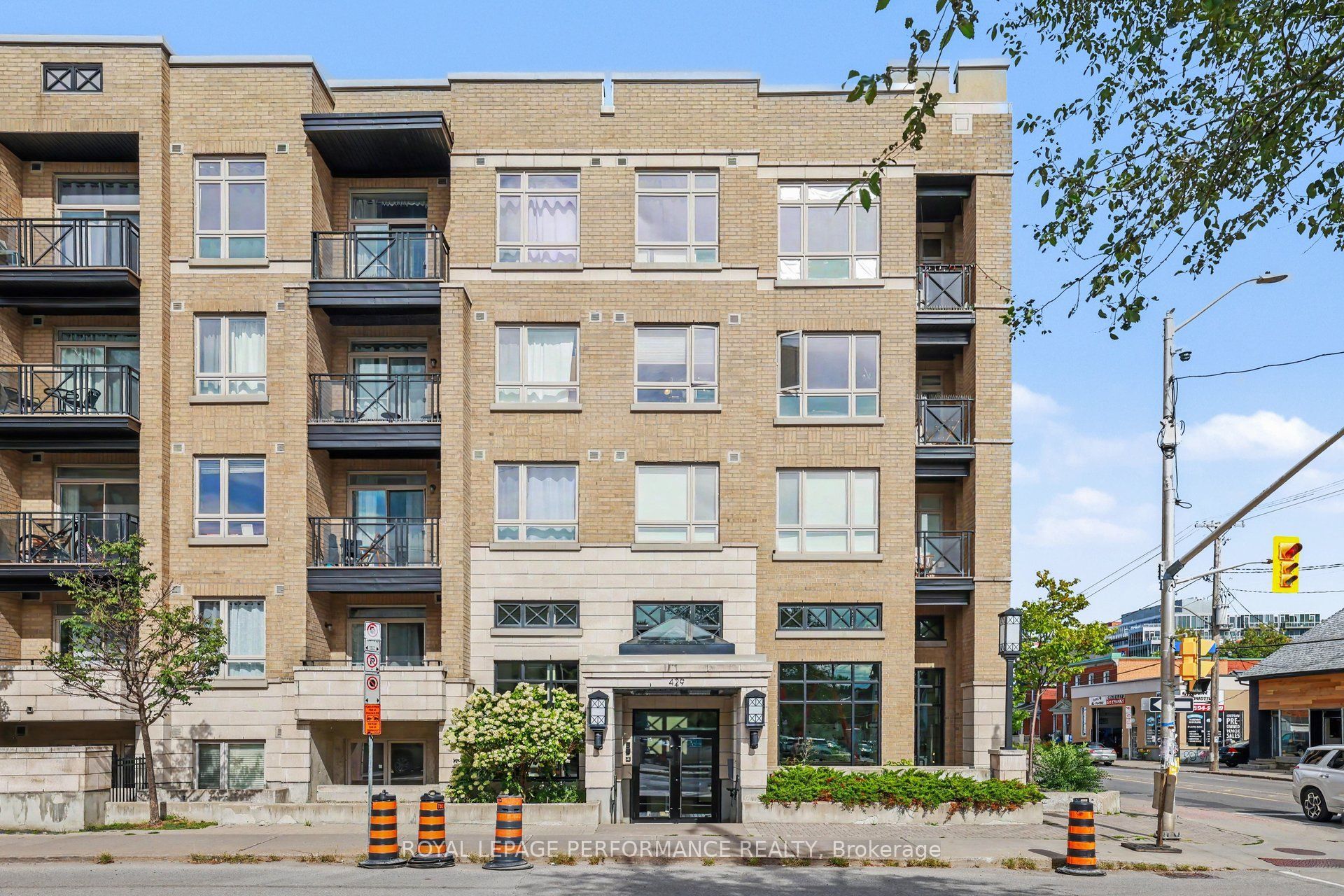 429 Kent Street 417, Ottawa Centre, On K2p 1b5