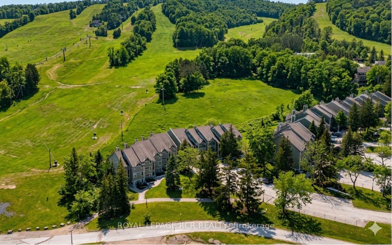 796404 Grey Road 19 109, Blue Mountains, On L9y 0n8
