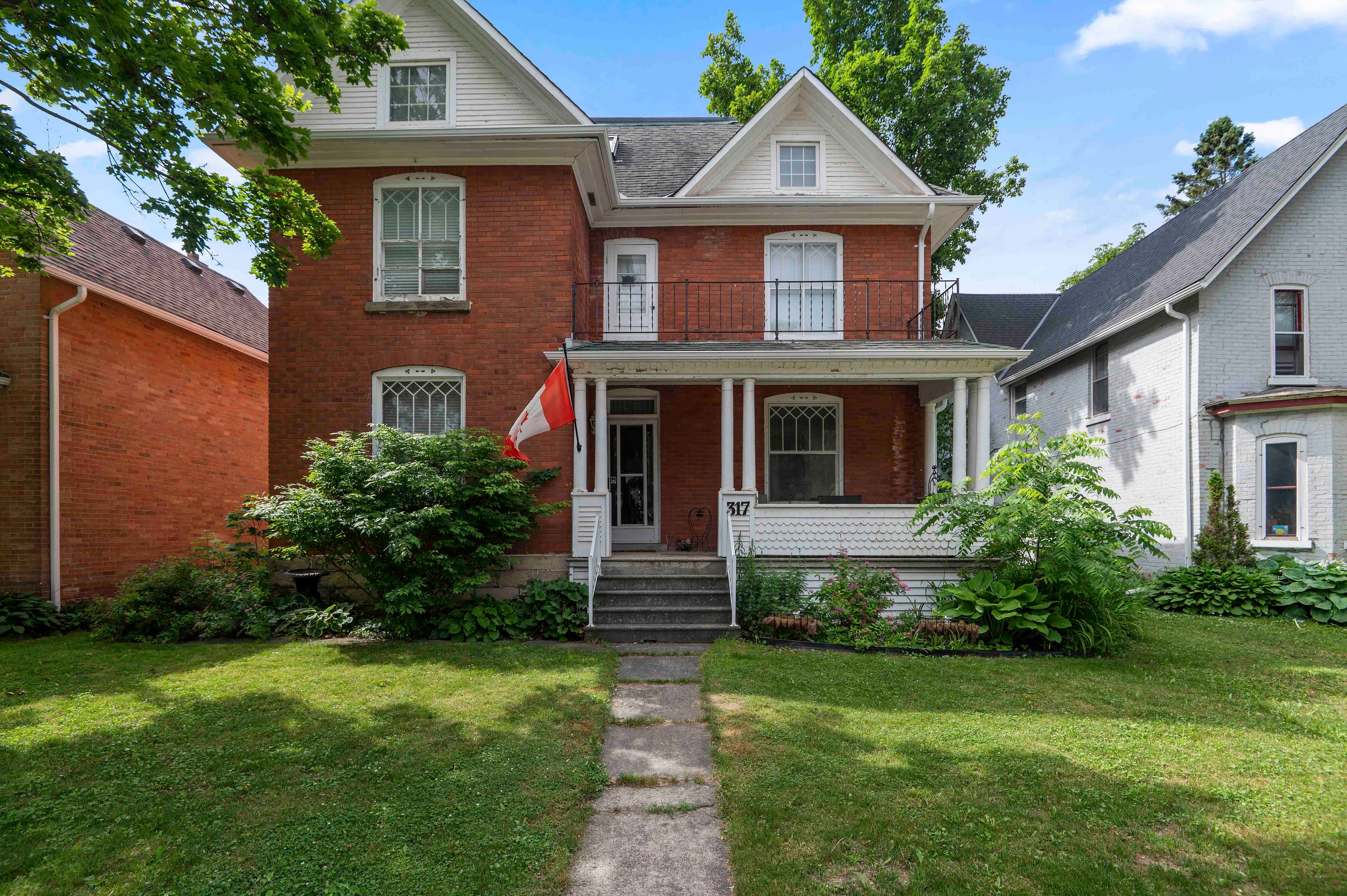 317 Main Street E, Shelburne, On L9v 2y7