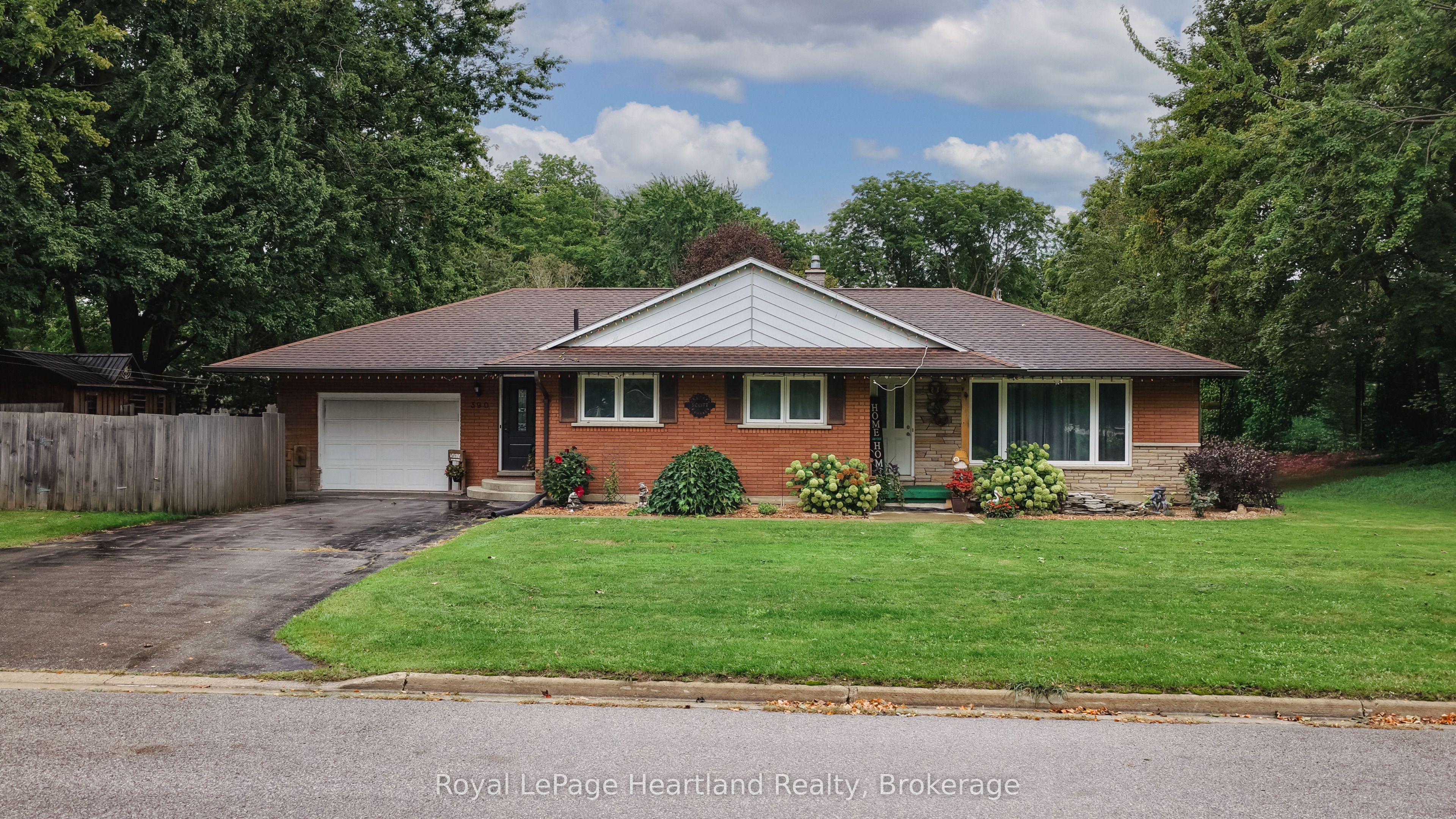 390 Morris Street, North Huron, On N0m 1h0