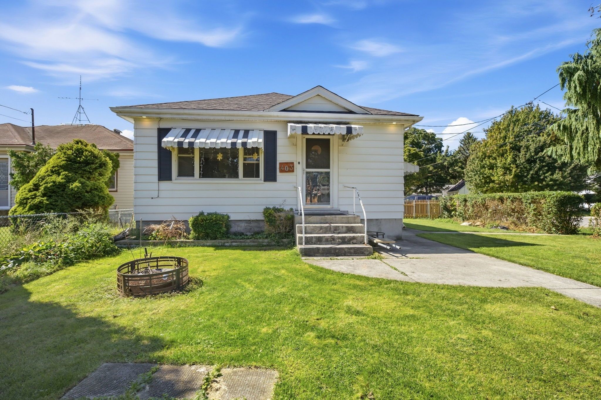 403 Grantham Avenue Upper, St. Catharines, On L2m 5b3