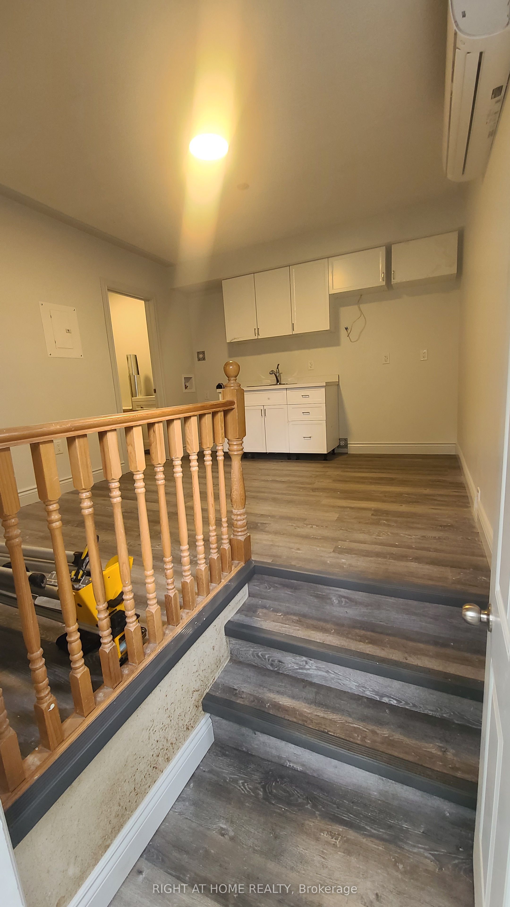 639 Ontario Street Back Unit, Stratford, On N5a 3j6