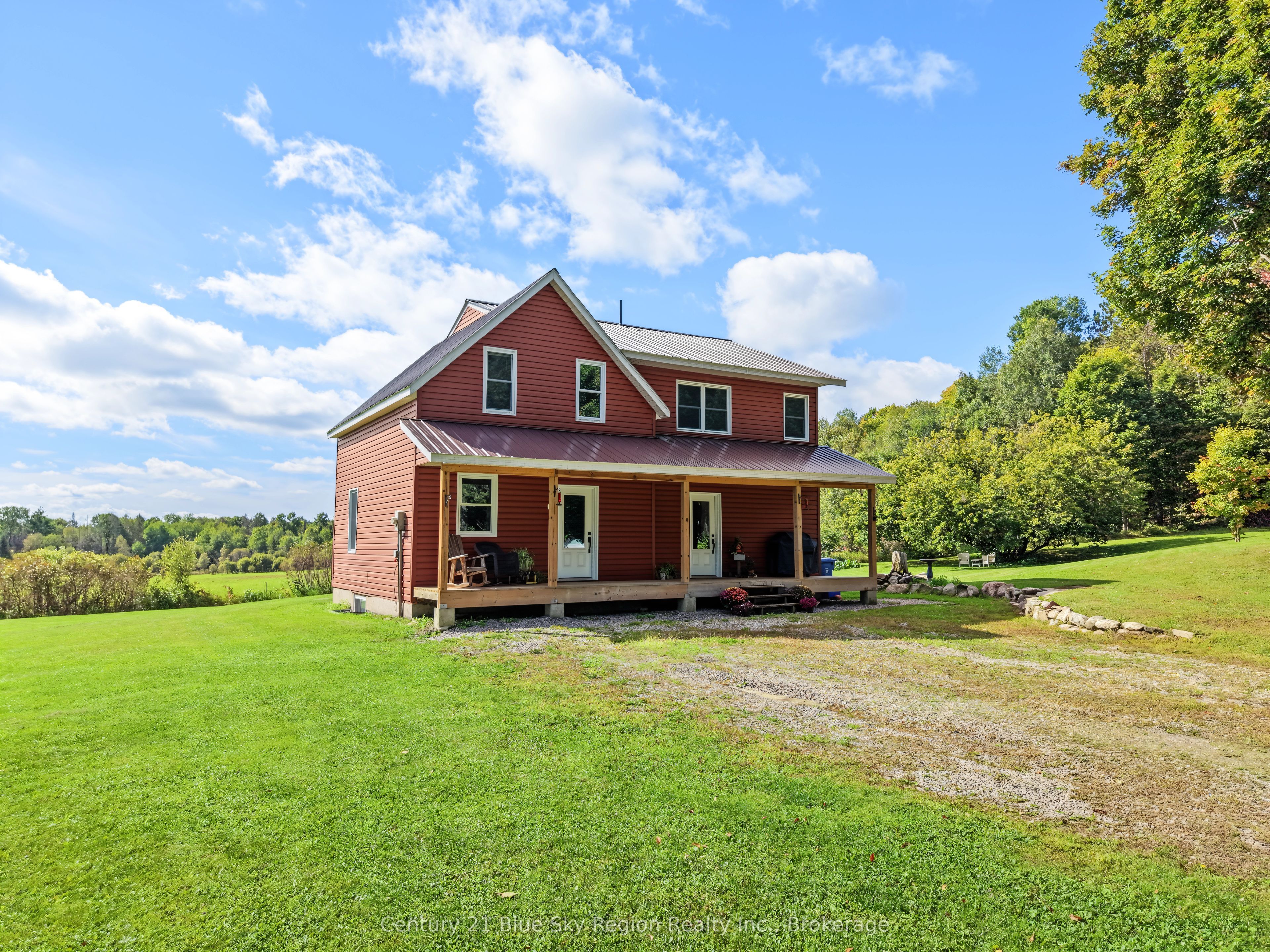 2111 Four Mile Lake Road, North Bay, On P1b 8g2