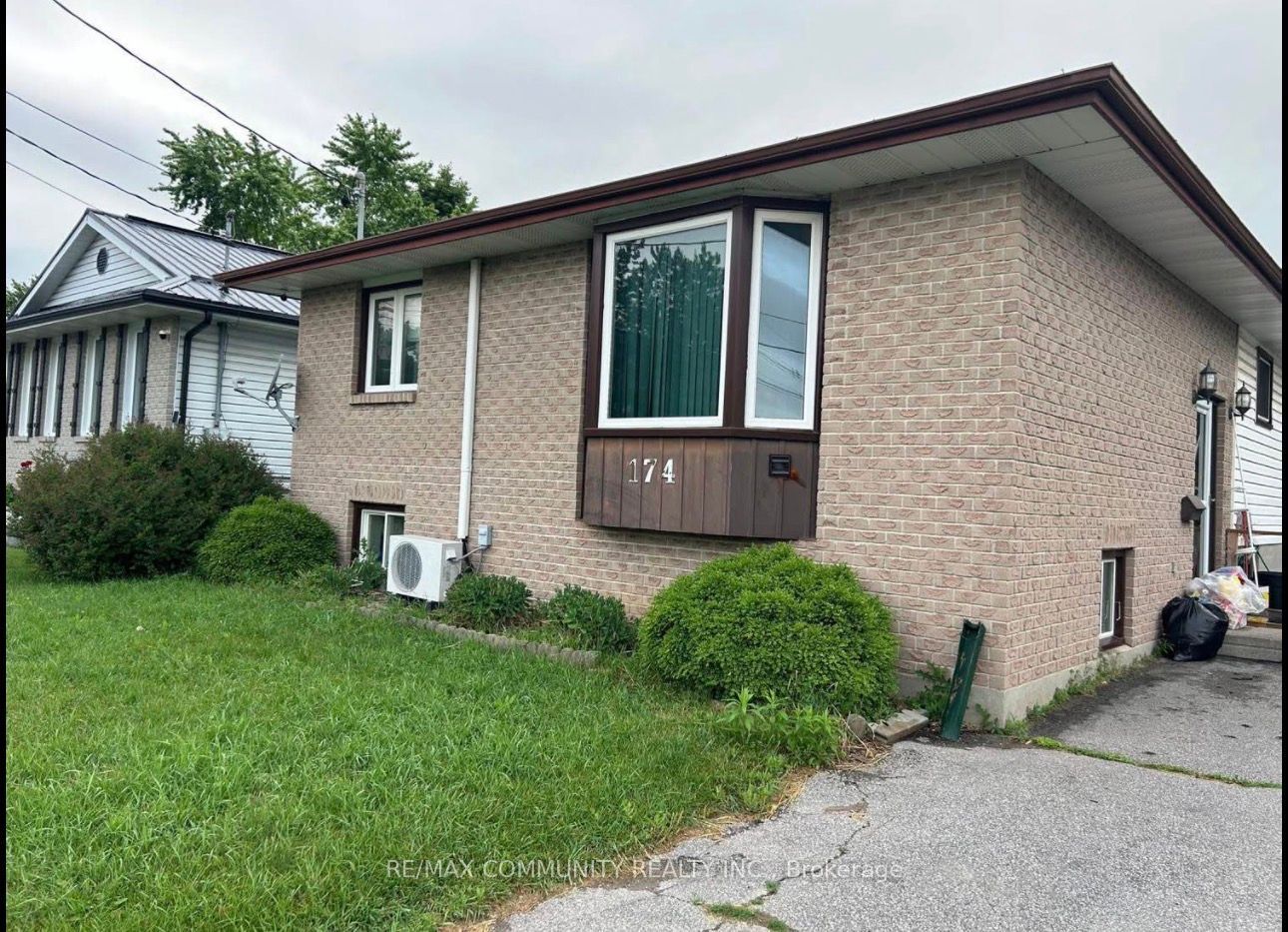 174 Colborne Street Main, Kawartha Lakes, On K9v 6a1