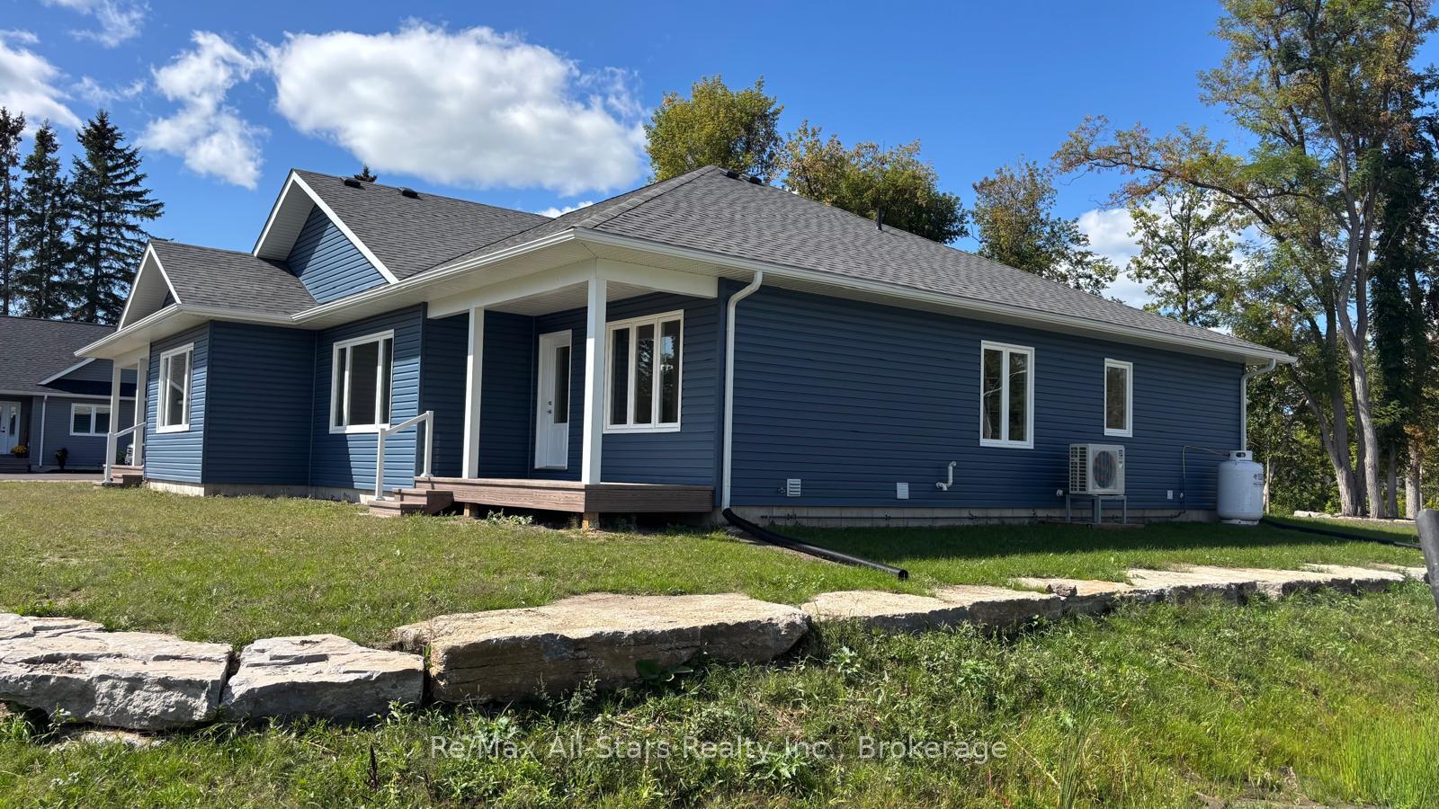 191 Front Street W B, Kawartha Lakes, On K0m 1a0