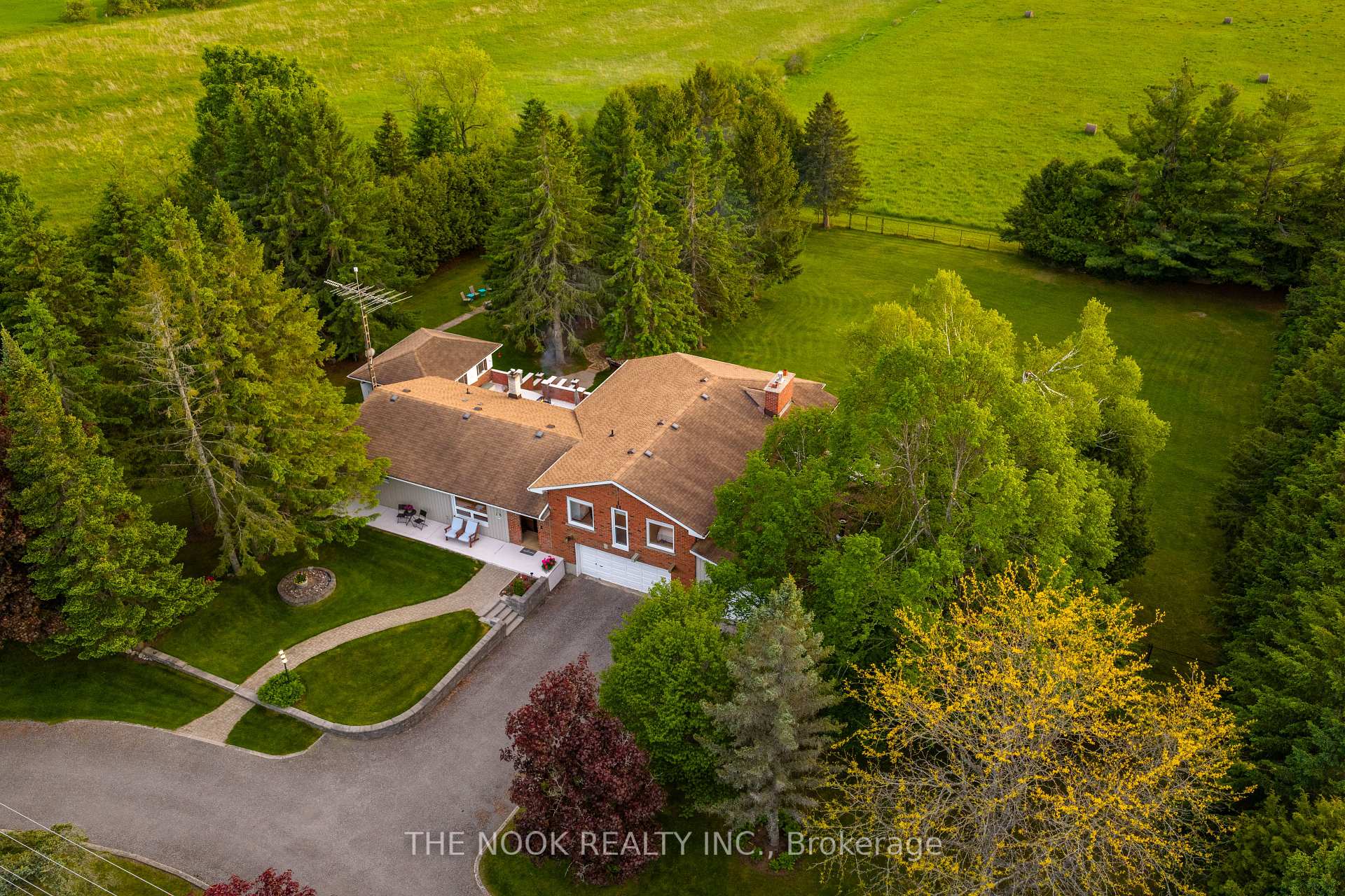 201 Ski Hill Road, Kawartha Lakes, On L0a 1a0