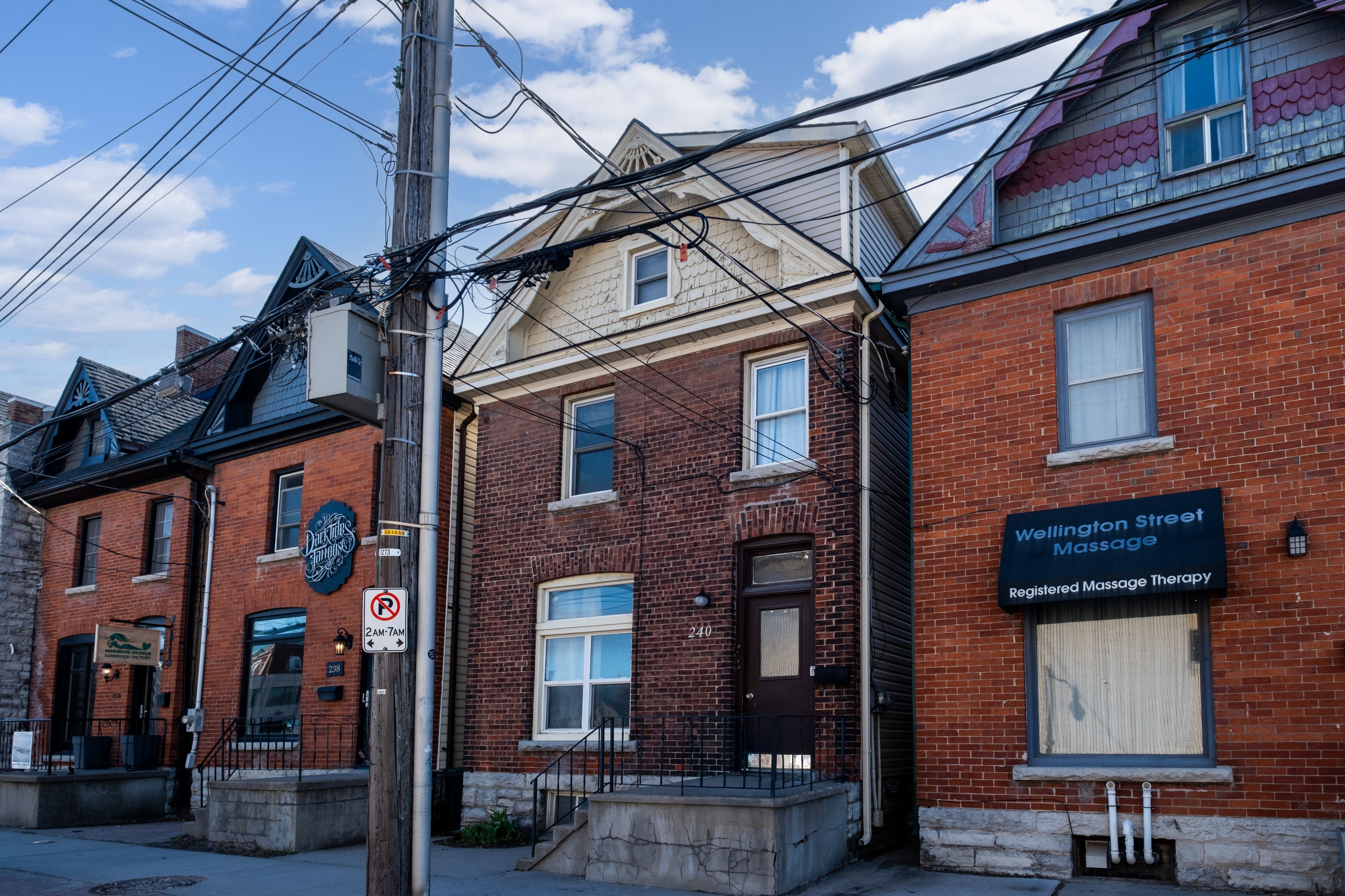 240 Wellington Street, Kingston, On K7k 2y8