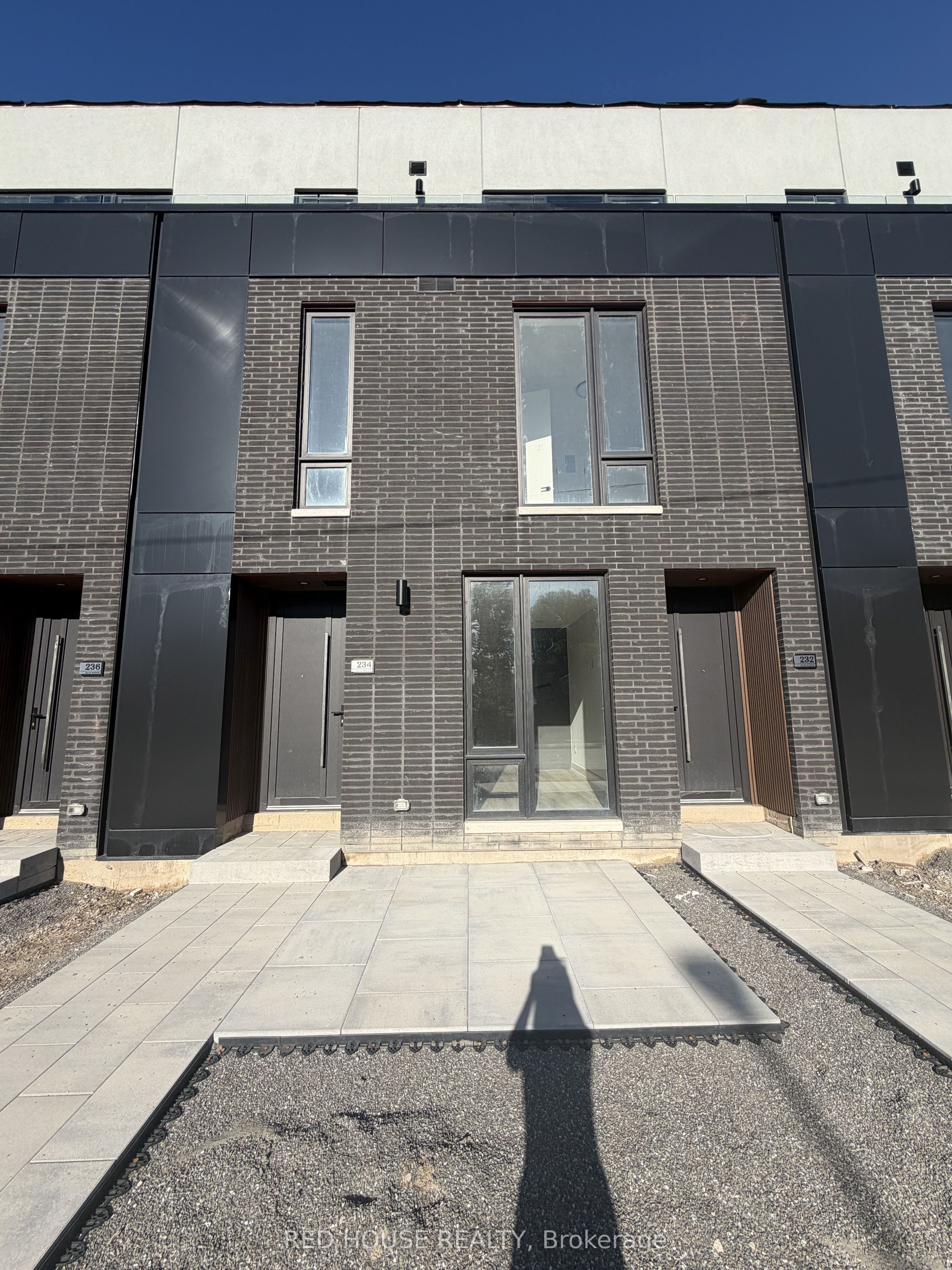 234 Ellis Avenue, St. Catharines, On L2p 0h2