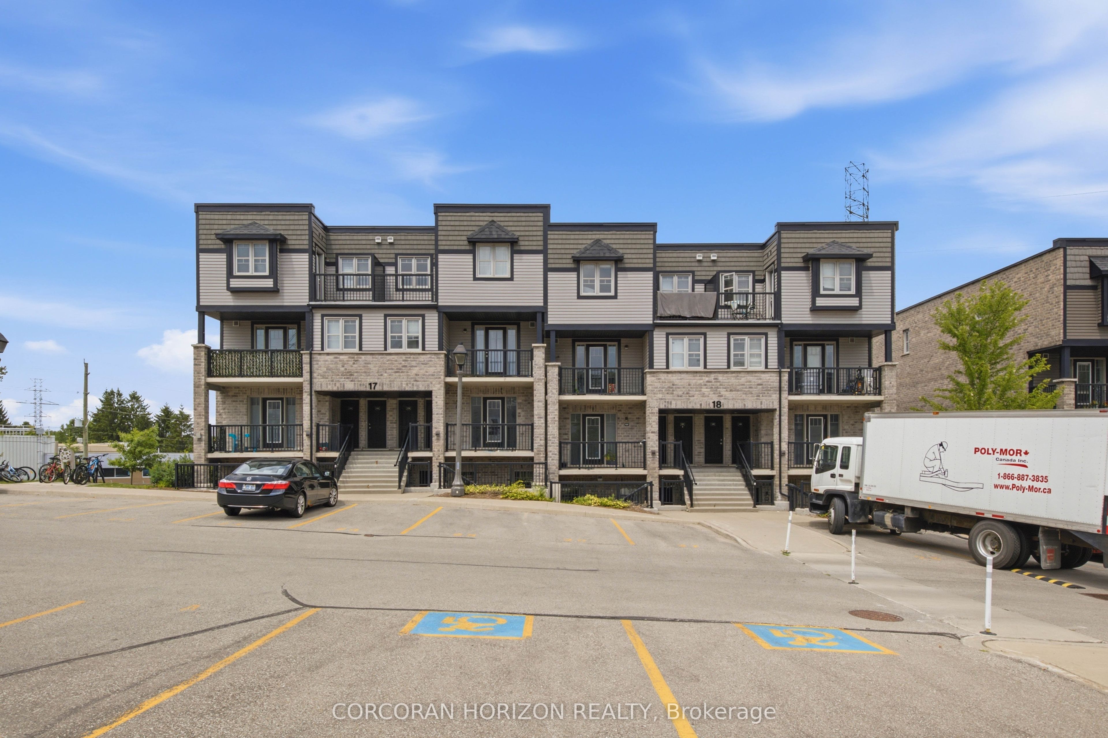 1989 Ottawa Street S 17g, Kitchener, On N2e 0g7