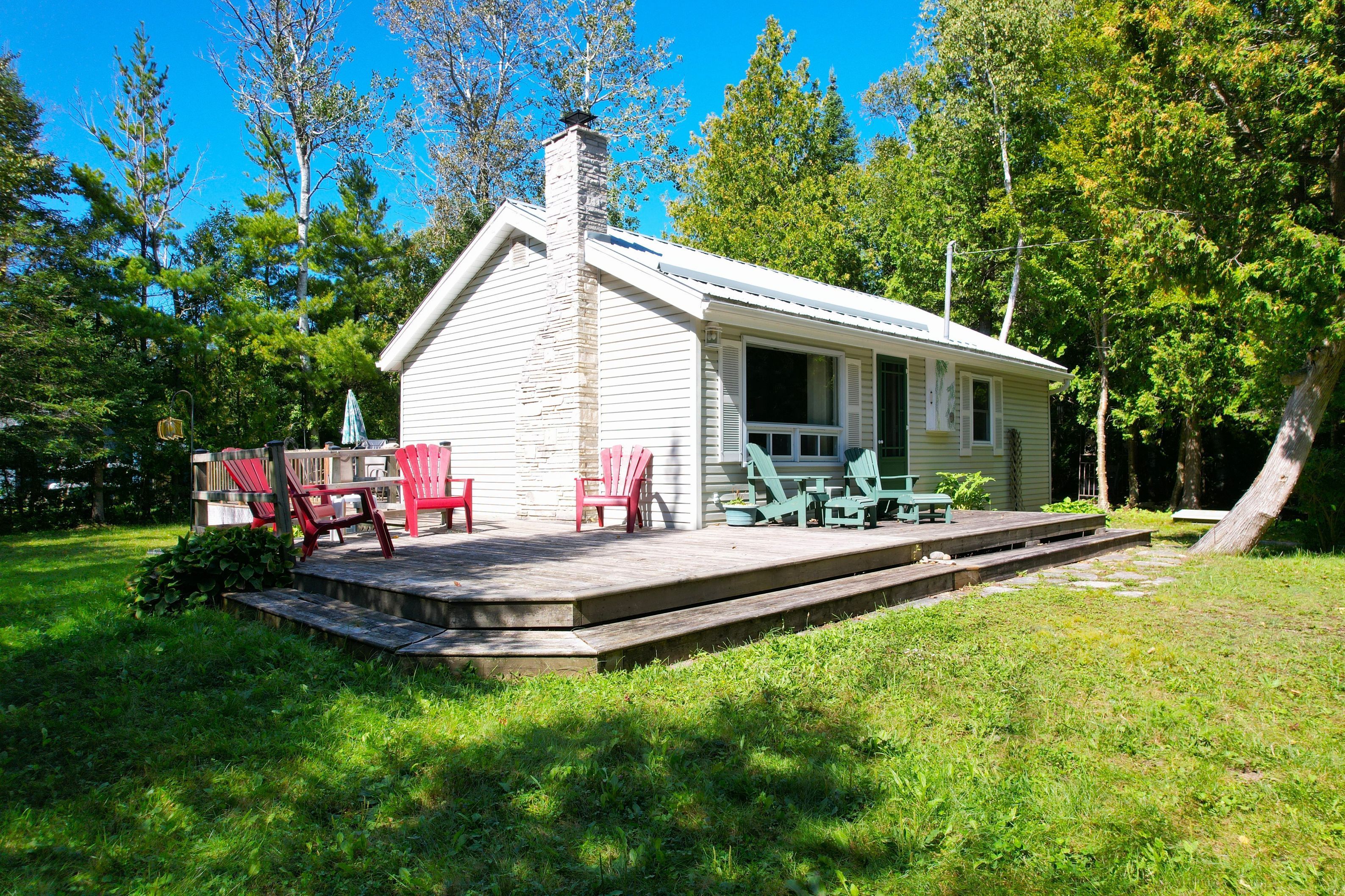 40 4th Avenue S, Native Leased Lands, On N0h 2g0