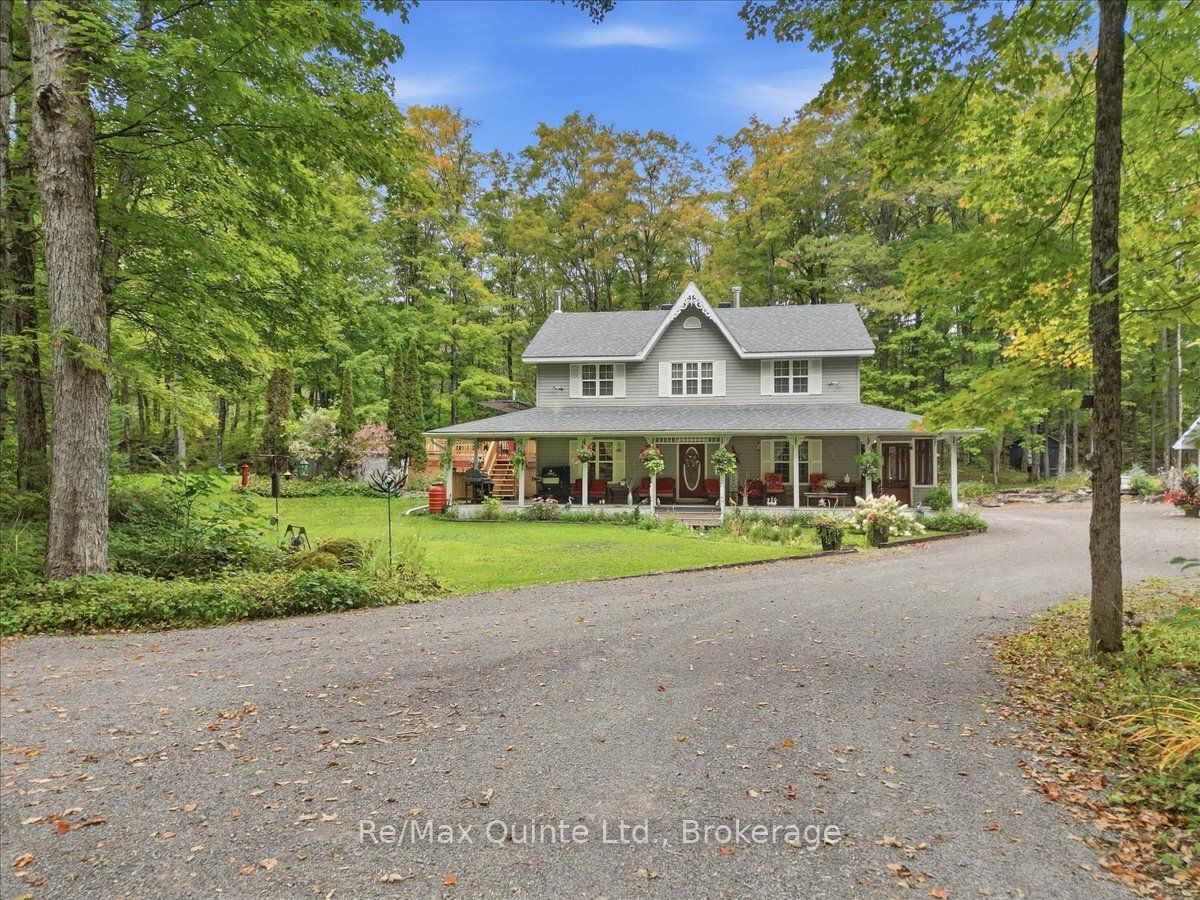 578 Old Apsley Road, North Kawartha, On K0l 1a0