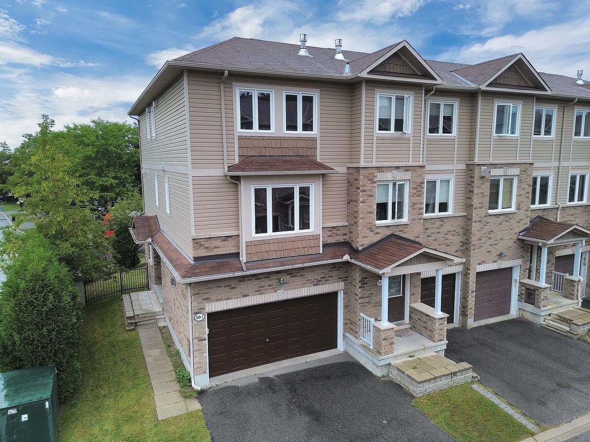 301 Mosaic Private, Kanata, On K2k 0h1