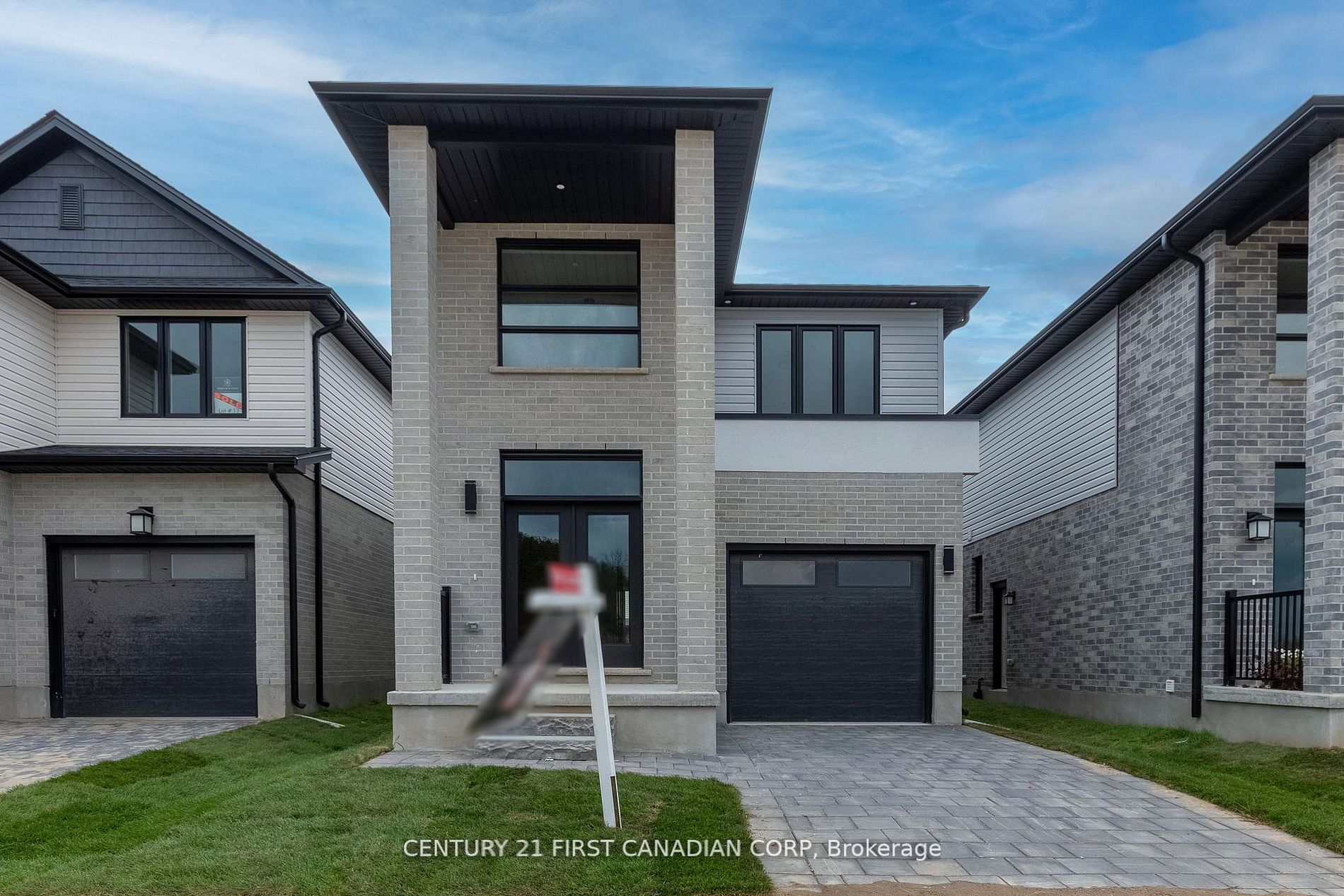 6453 Royal Magnolia Avenue, London South, On N6p 0k2