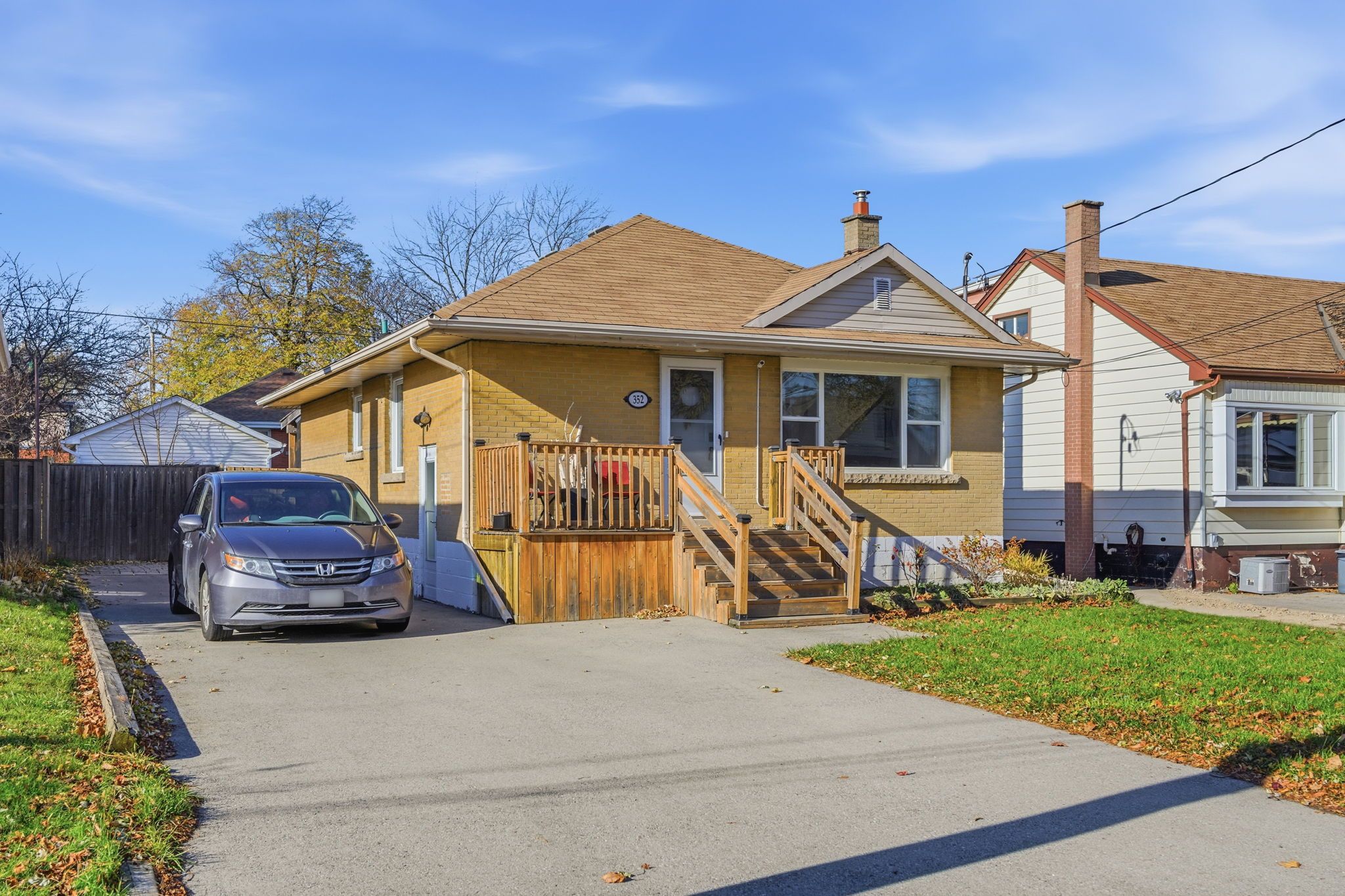 352 East 28th Street, Hamilton, On L8v 3j6