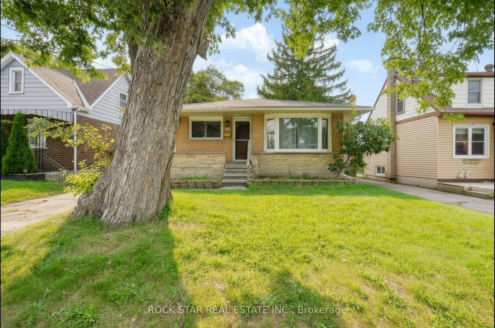 82 Franklin Street N, Kitchener, On N2a 1x9