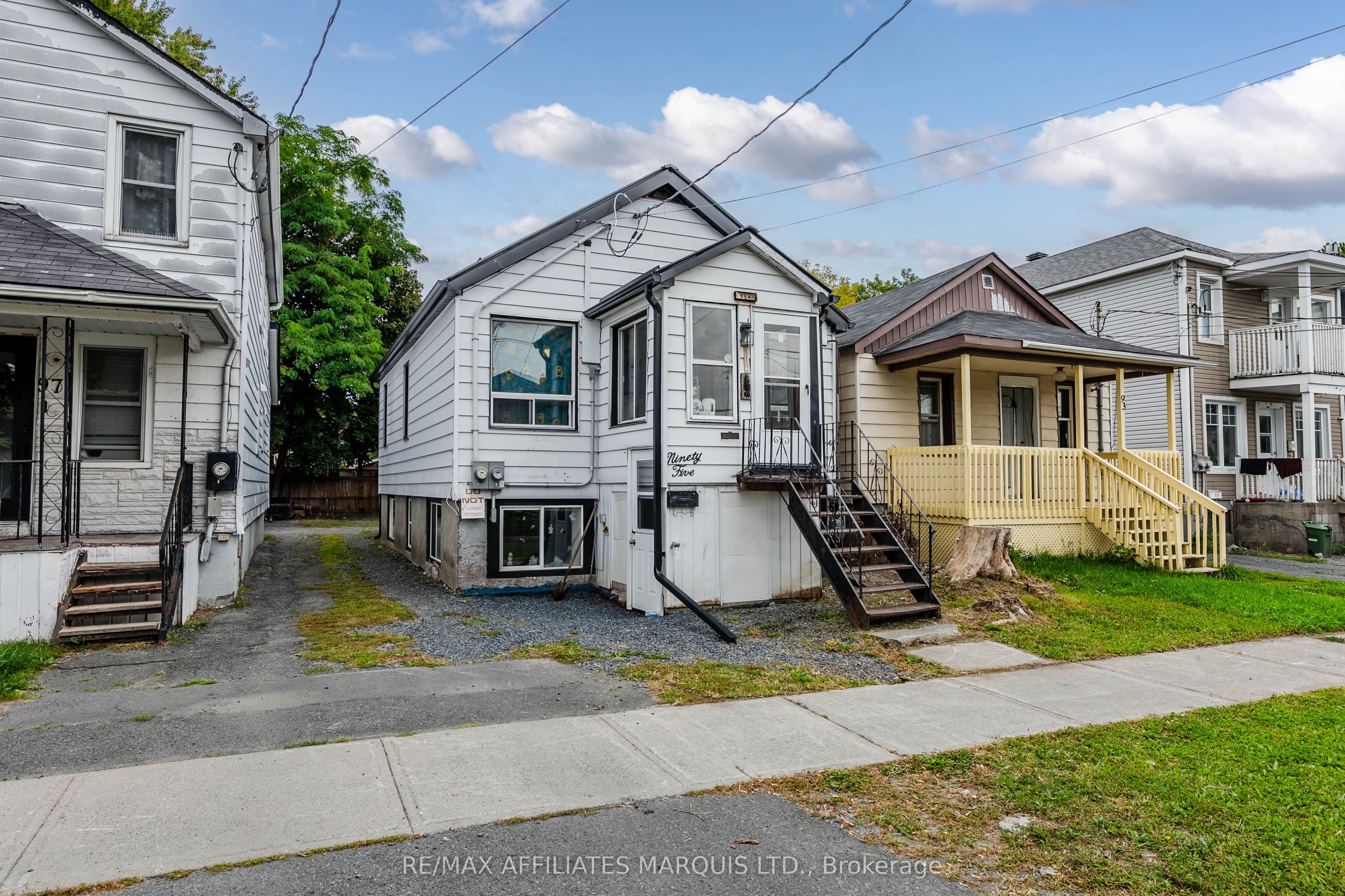 95 Lefebvre Avenue, Cornwall, On K6h 5g6