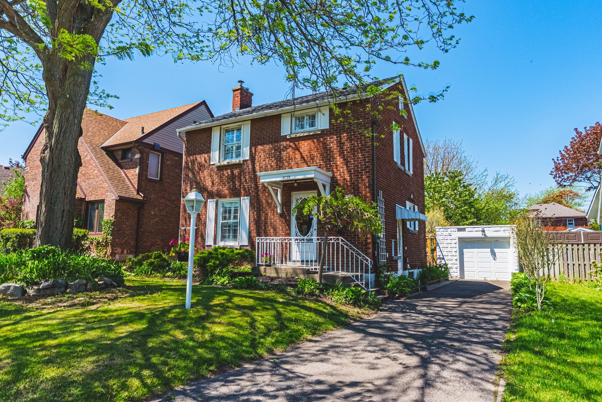 5039 Valley Way, Niagara Falls, On L2e 1w8