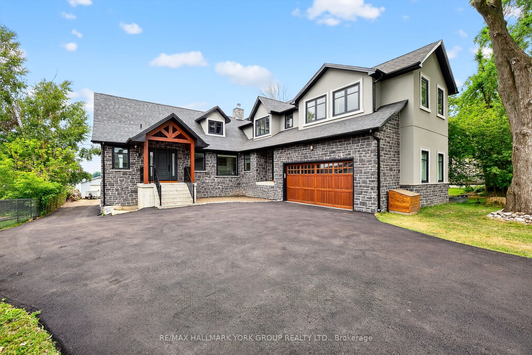 10 Grills Road, Kawartha Lakes, On K0m 2c0